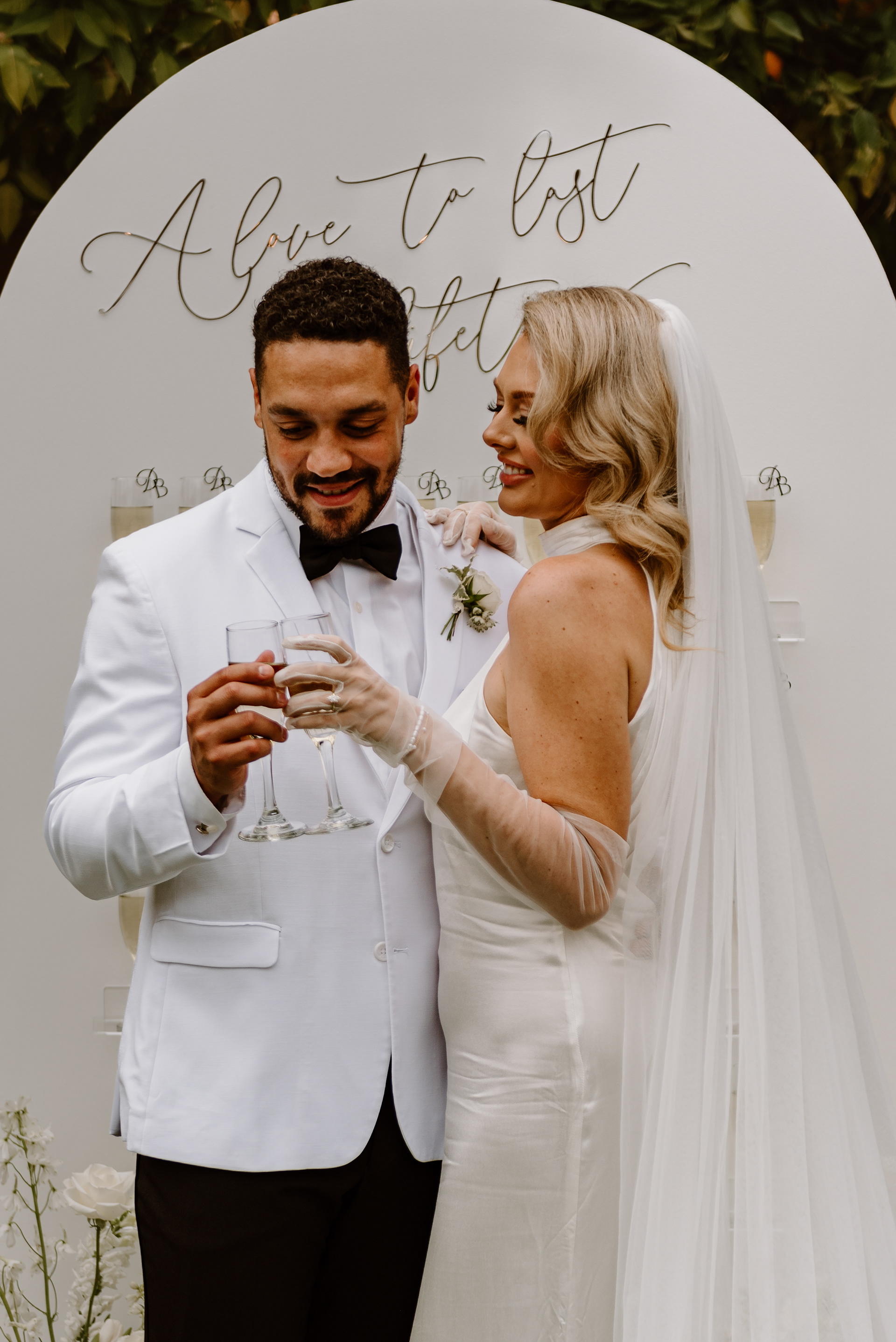 Gorgeous Phoenix Wedding Photography Crown Plaza Chandler Arizona Libby Aos Photography
