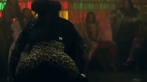 Girls Twerking, Some shots in Slow Motion