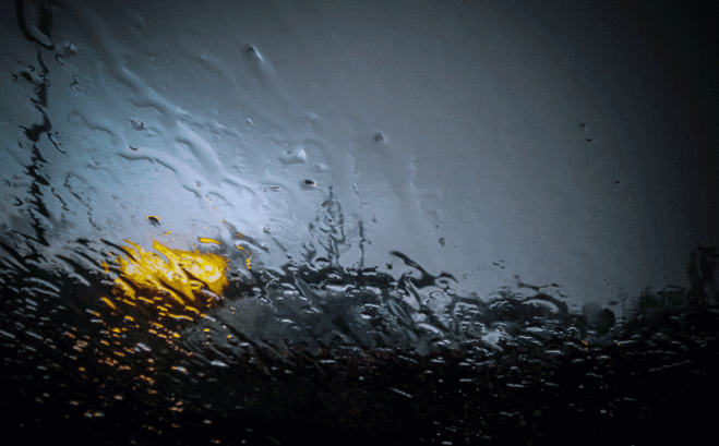 Water hitting windows, going in reverse