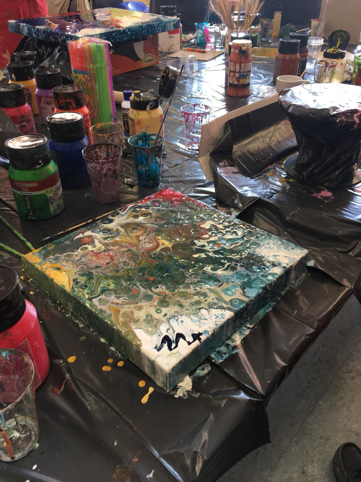 Workshop: fluid painting