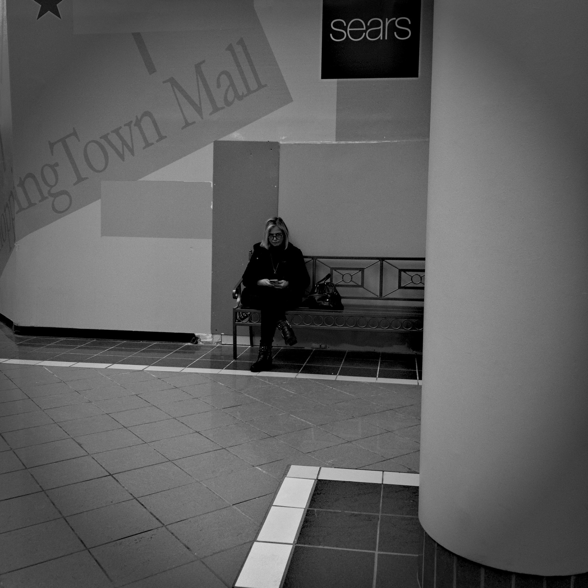 Dying Mall No.4