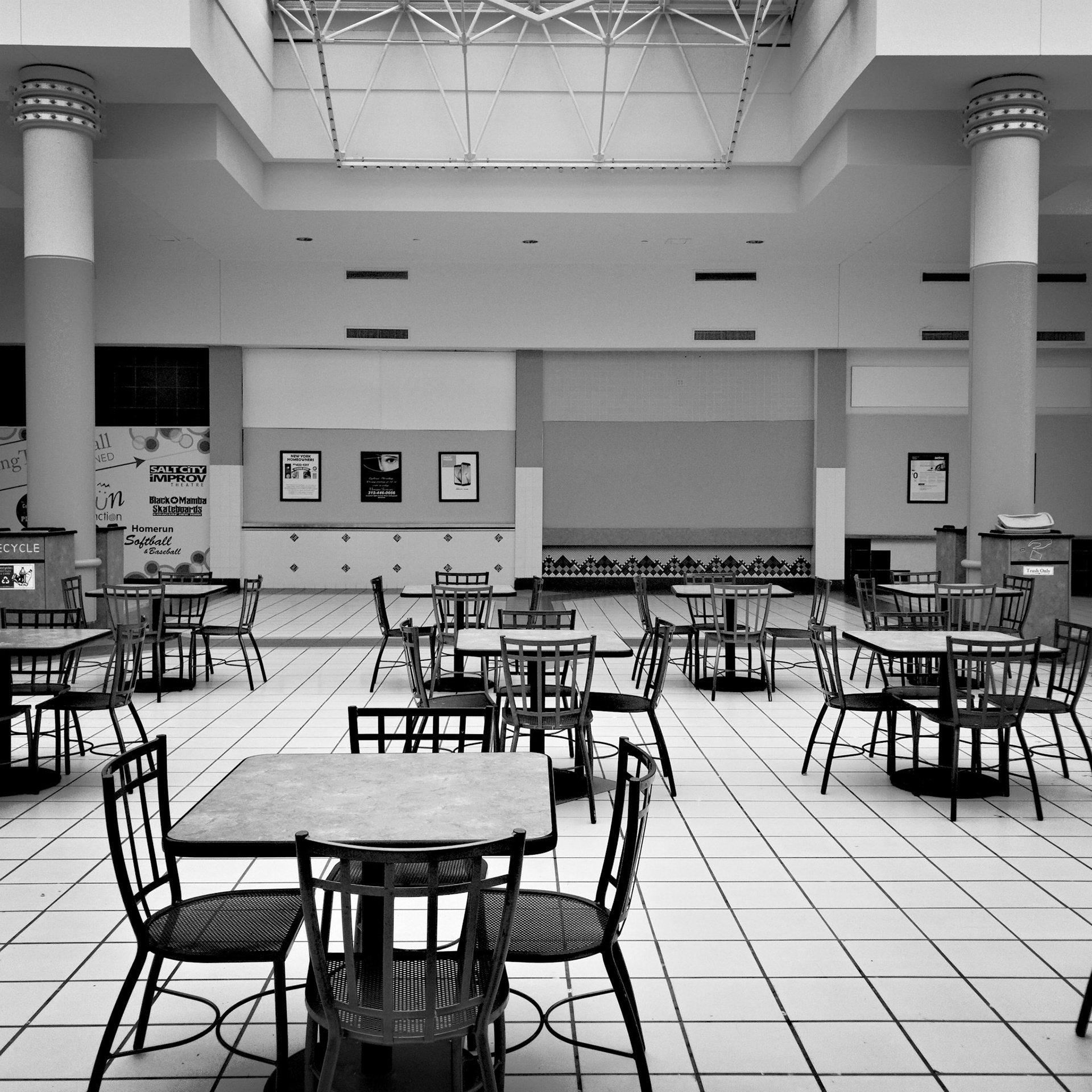 Dying Mall No.6