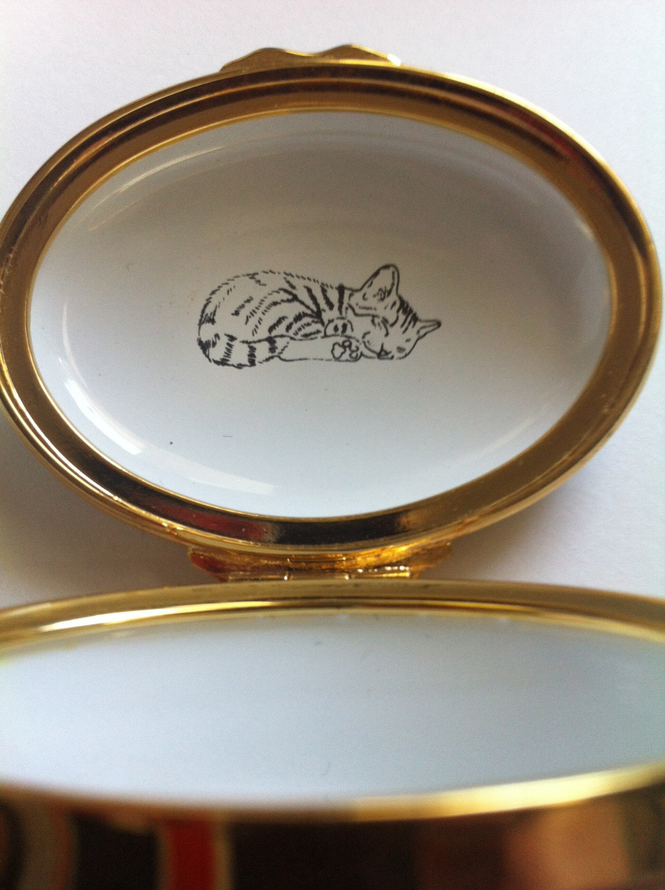 Inside the box - so cute.