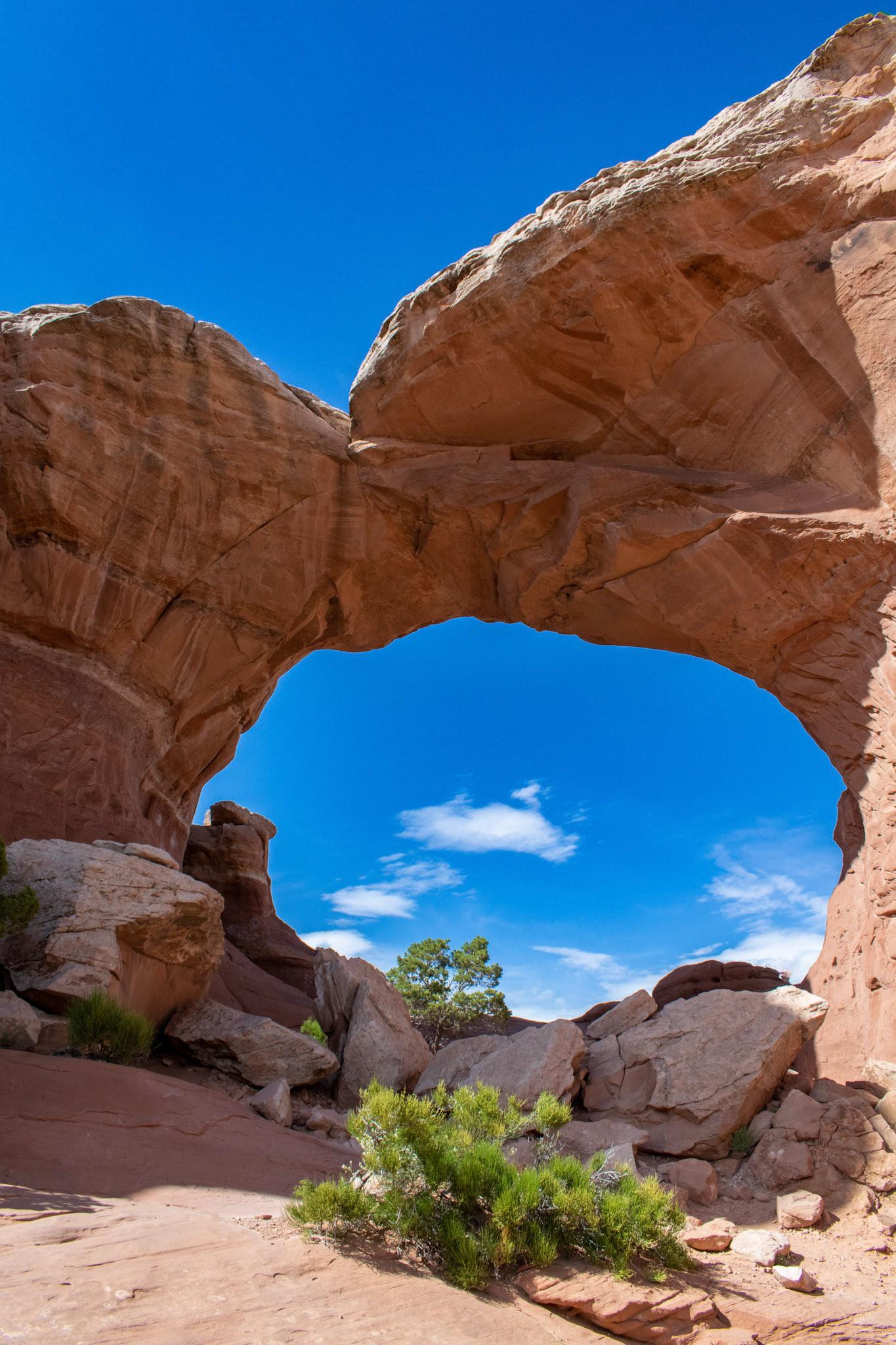Broken Arch - Arches National Park