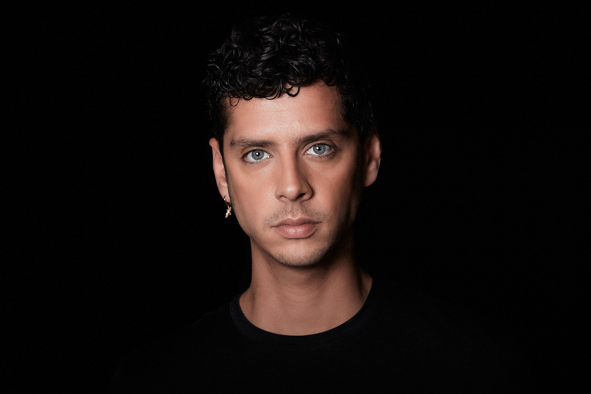 EDUARDO CASANOVA
