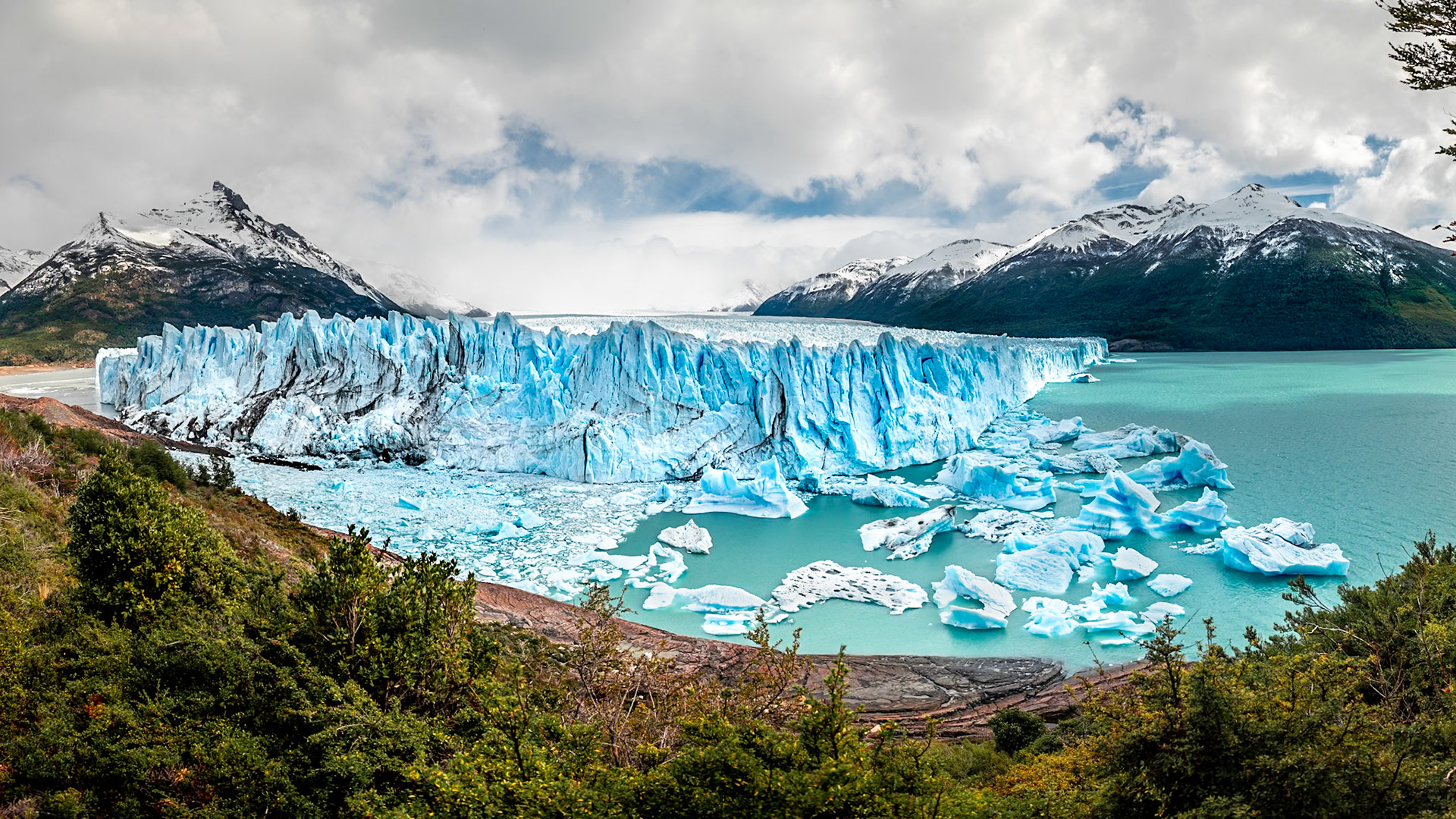 Vista panorámica del Parque Nacional Perito Moreno. Santa Cruz, Argentina.