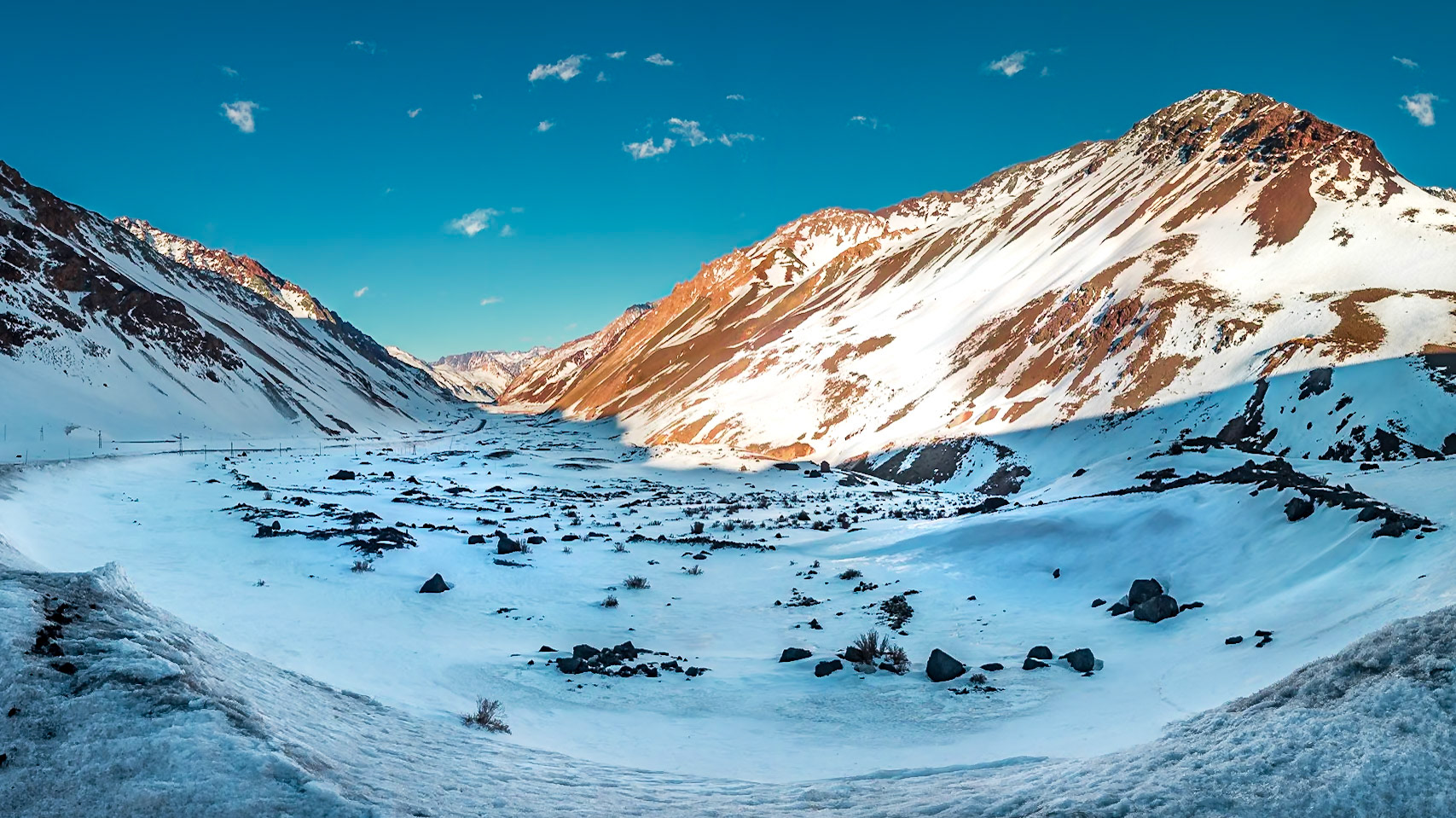 Las Cuevas, Lujan de Cuyo, Mendoza, Argentina.