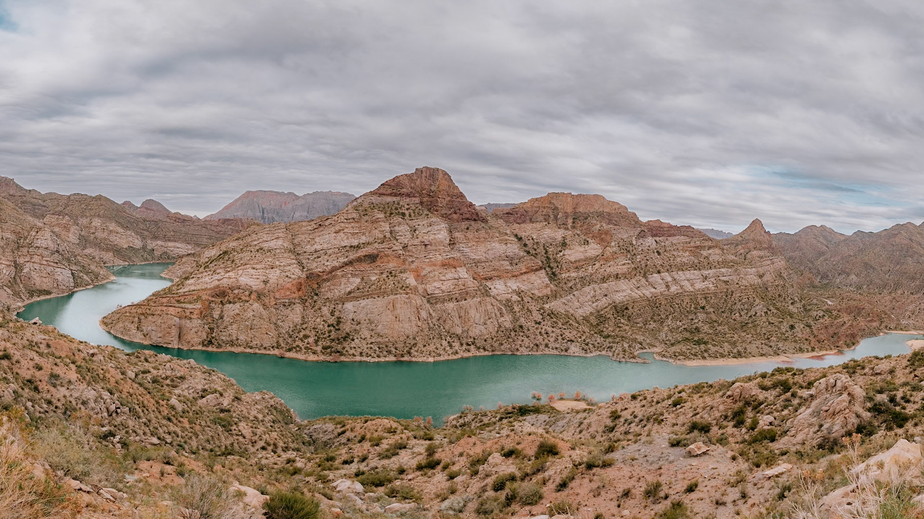 Bajo Rosado, Los Reyunos. Mendoza. Argentina.
