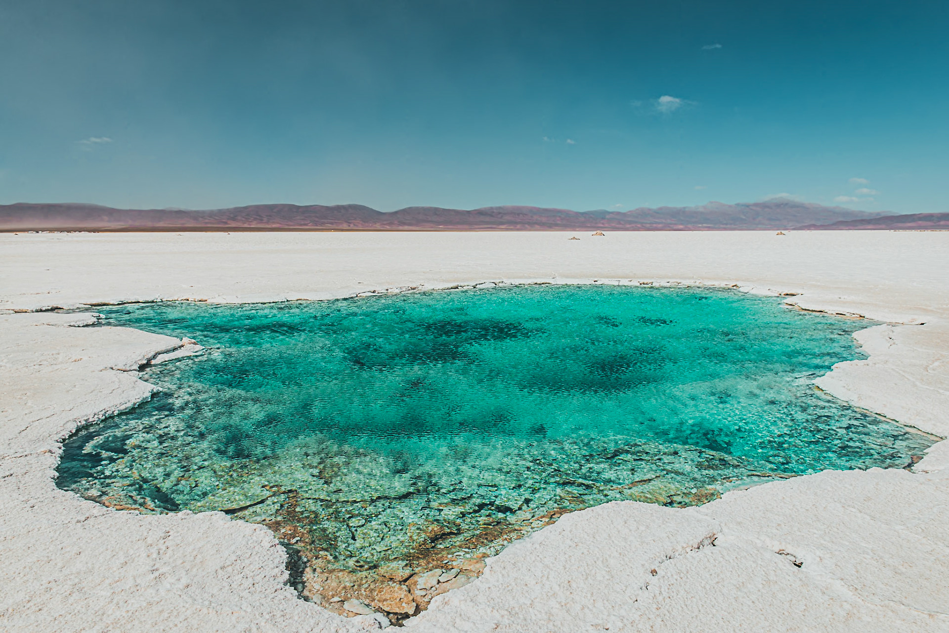 Ojo de Mar en las Salinas Grandes. Jujuy Argentina.