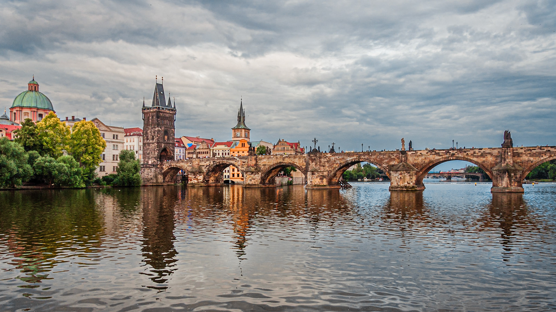 Jazz boat over Vltava's River