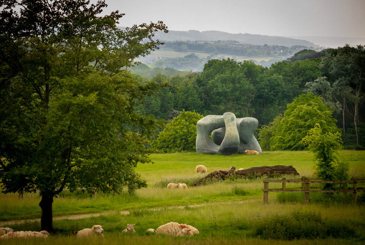 Henry Moore: Large Two Forms