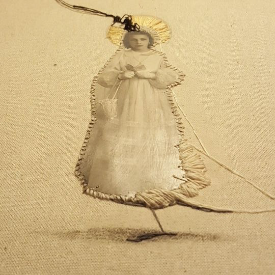 Angela Viola | Holy ECG - detail