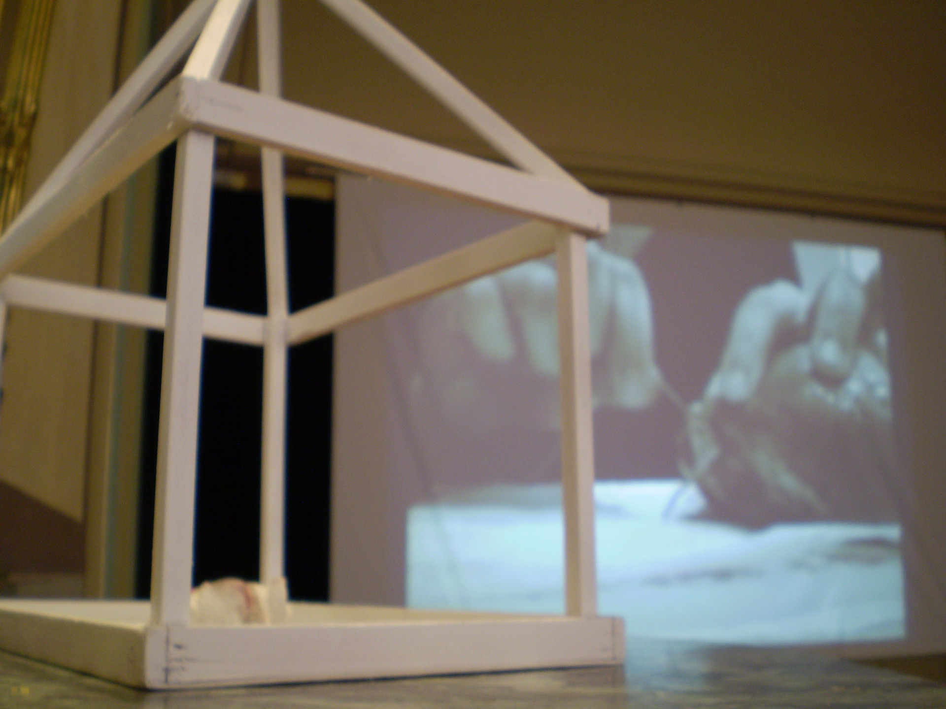 Little m(H)ouse | allestimento della mostra @amore - Villa Alliata, Palermo