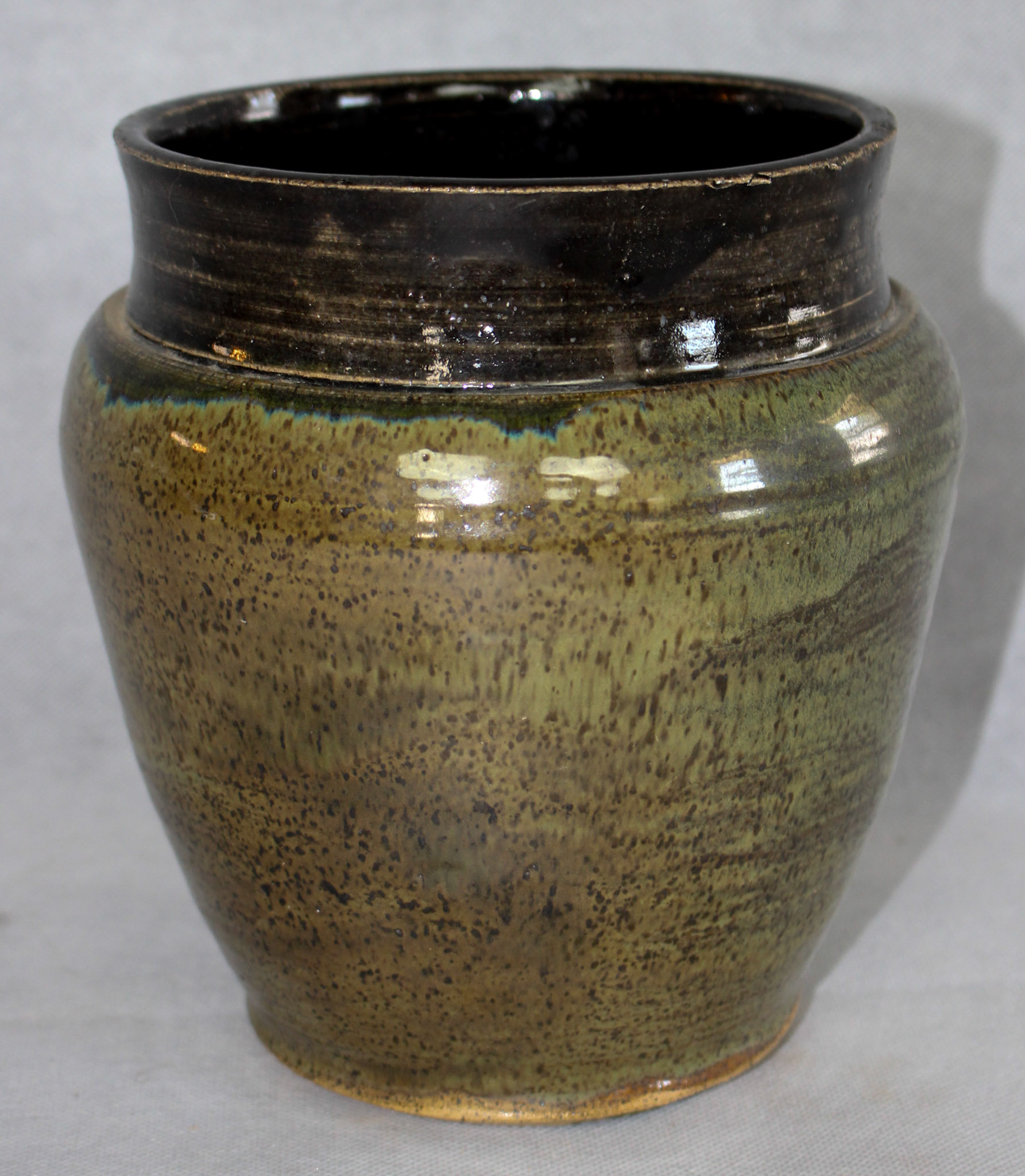 Seaweed Pot, Stoneware with cone 6 Glaze, 11" x 6" x 4.5", 2014