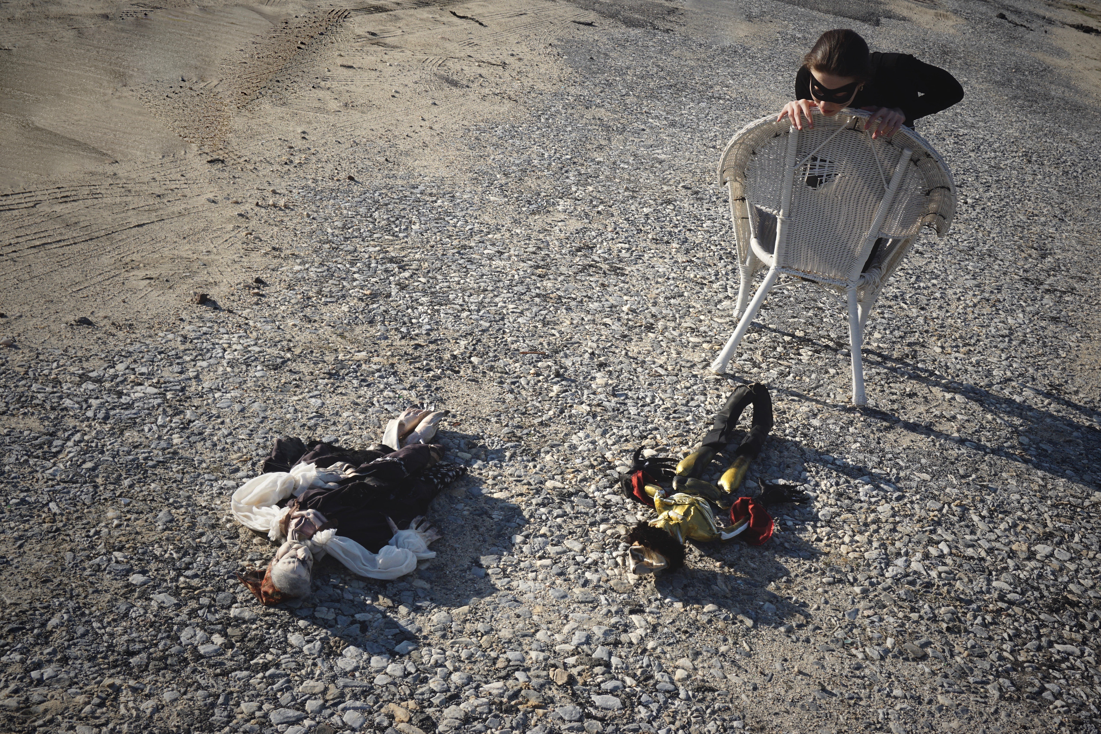 "To right he walks and sings a ditty, to left he walks a tells a tale...",  Lukomorye, AK original, 2019