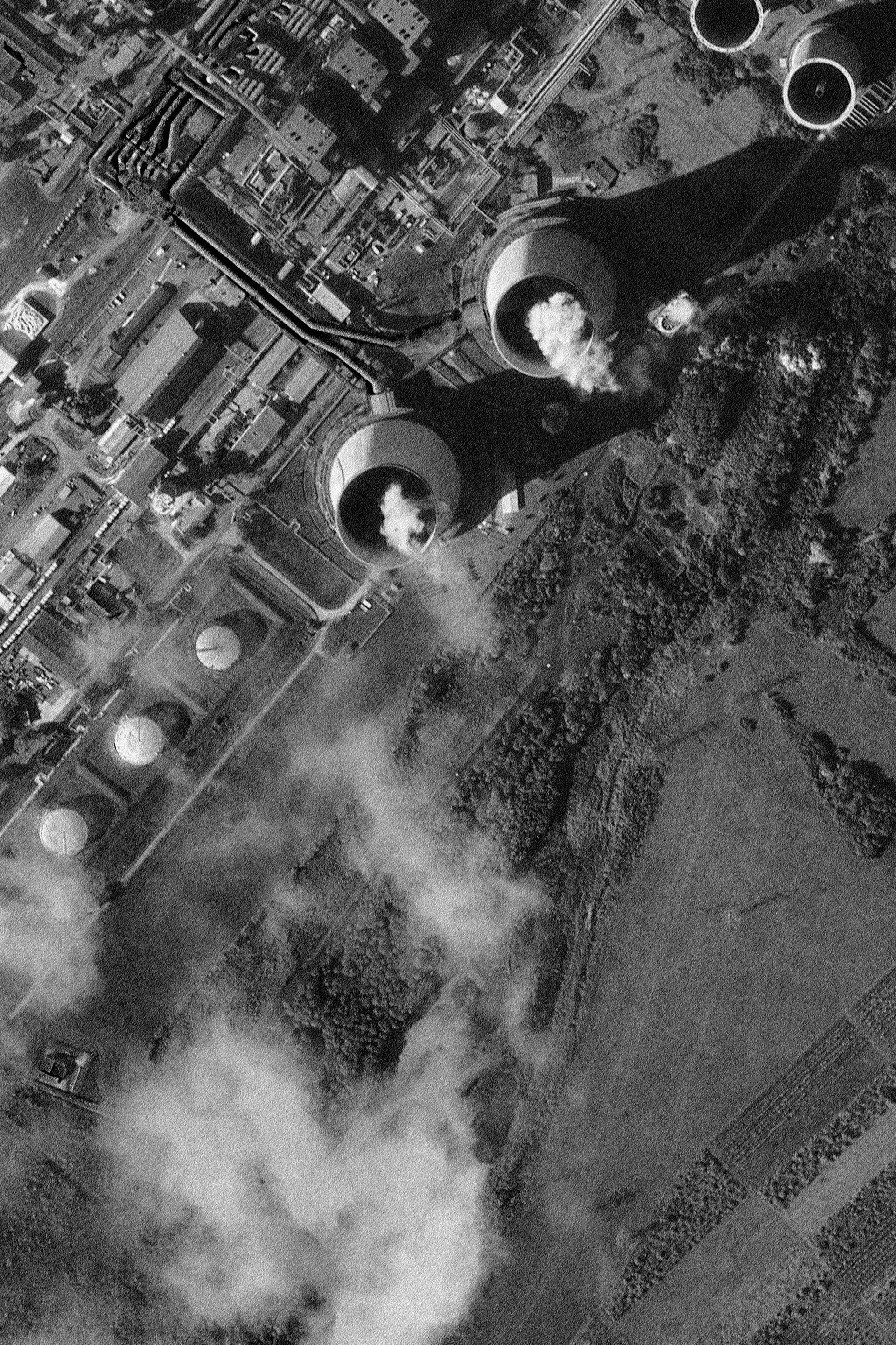 Image from the KEYHOLE series (Mátra Power Plant)