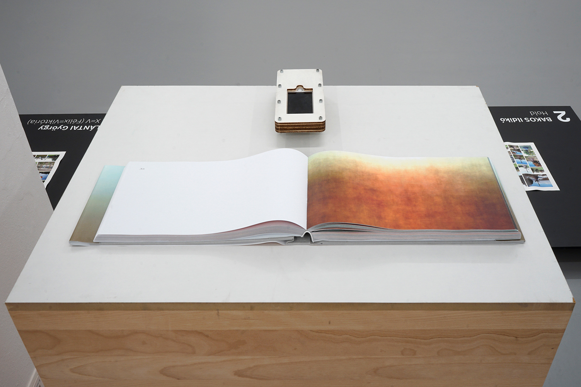 Installation view on the exhibition 'PROPELLER III', Fotogalérie Wien, Vienna, 2023.