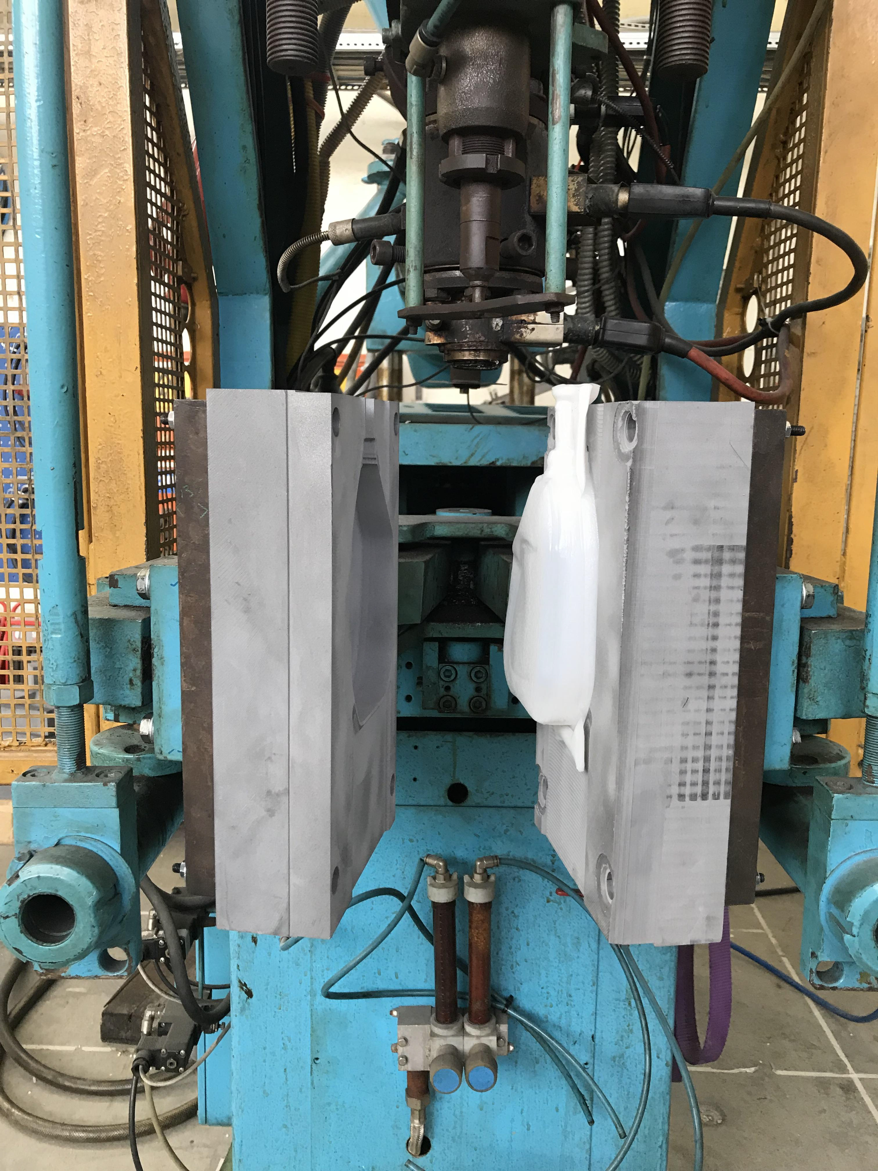 Blow Molding Machine