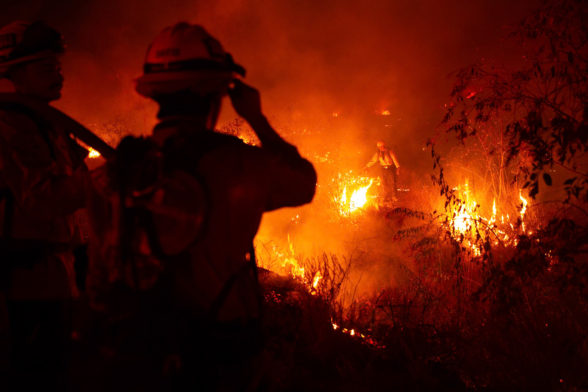 Firefighters perform backfire to prevent the wildfire from reaching nearby homes. The Canyon Fire started around 1:30pm on August 7, 2025 and rapidly spread to 600 acres in less than two hours. Aided by the heatwave in Southern California that reached 100 degrees Ferehnehit, dry vegetation, and steep topology; the fire is 0% contained and 4,800 acres as of Thursday night.