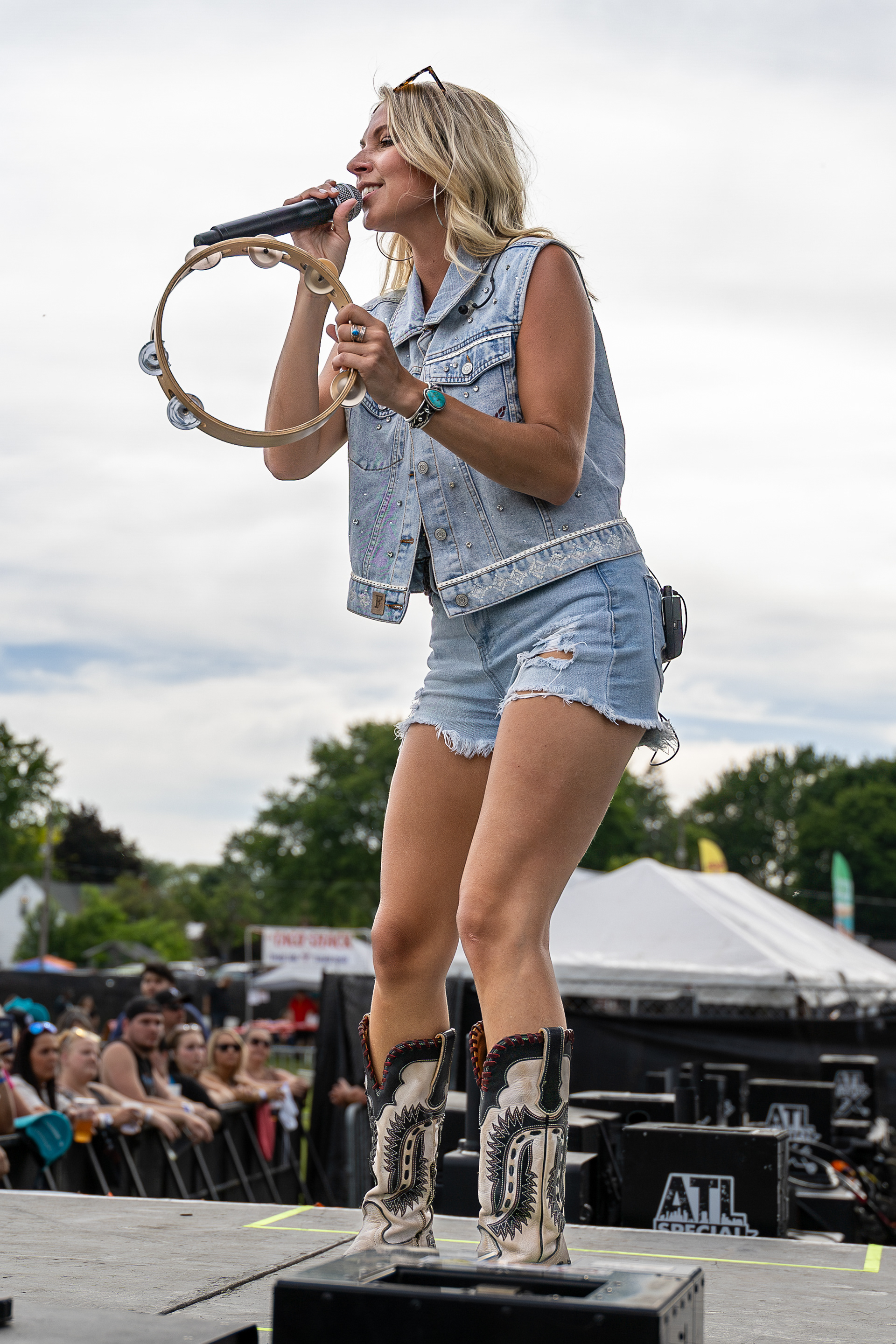 Claudia Hoyser - 2024