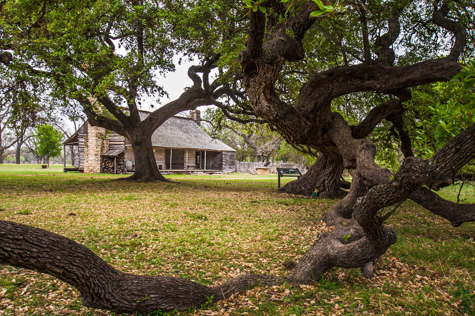 Sam Ealy Johnson, Sr. Cabin