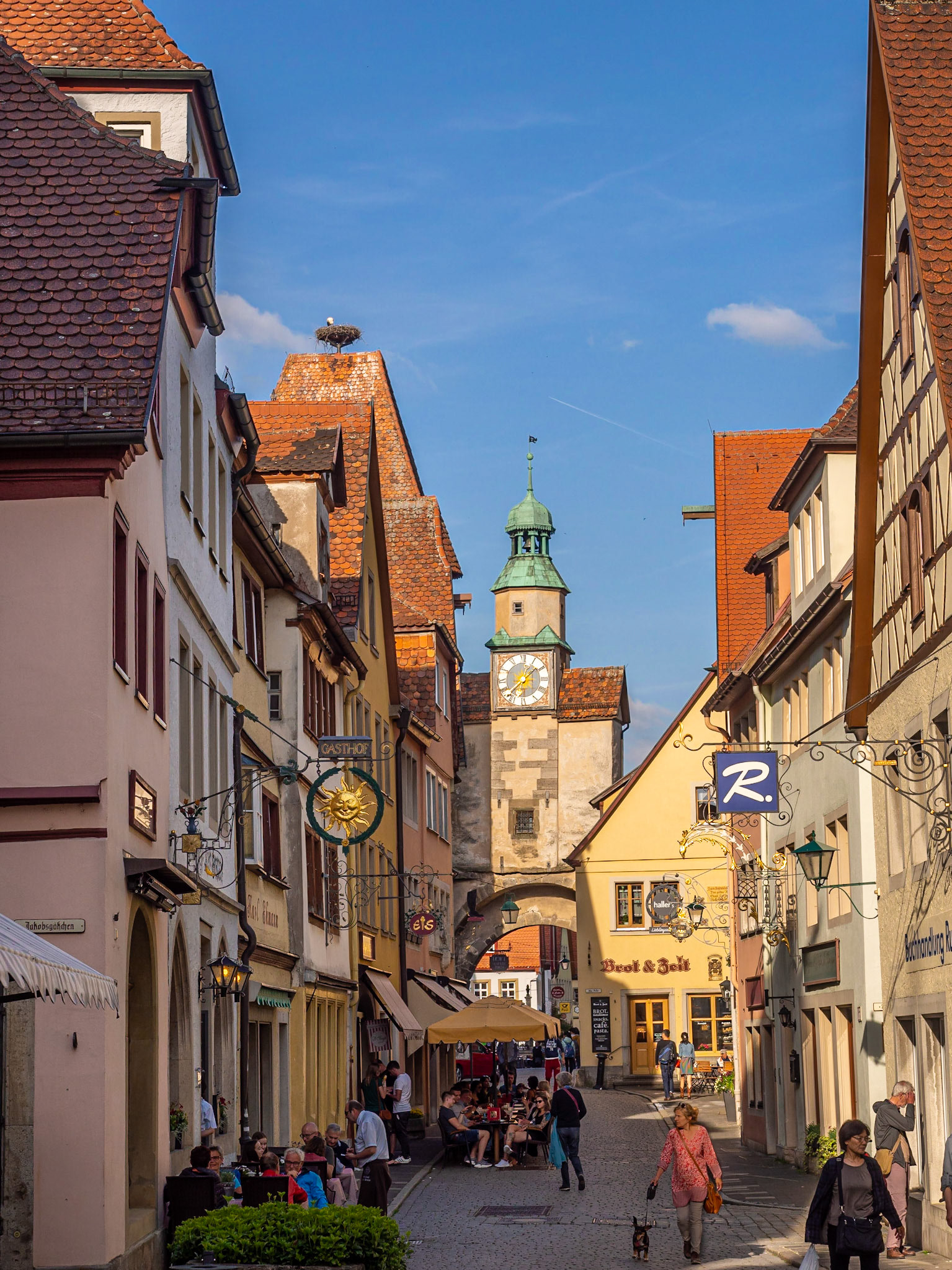 Röder Arch and Markus Tower (with stork nest atop it)