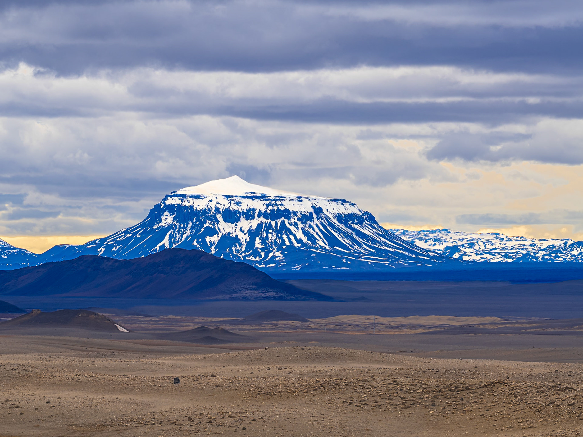 Desolate place in northeastern Iceland