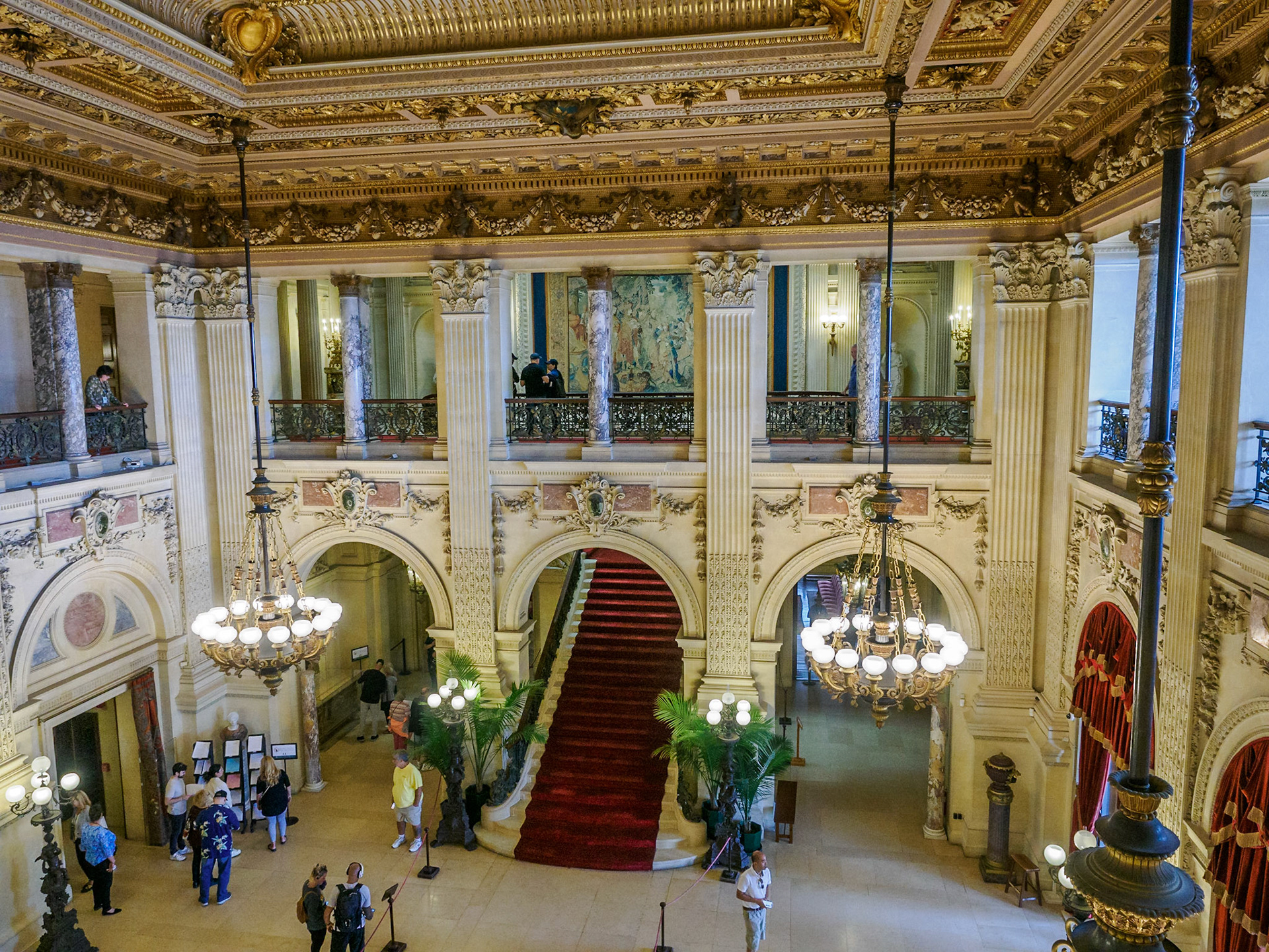 The breathtaking central Great Hall, with its 50-foot-high ceiling, was inspired by the open-air courtyards of Italy but exudes the grandeur of the Gilded Age.
