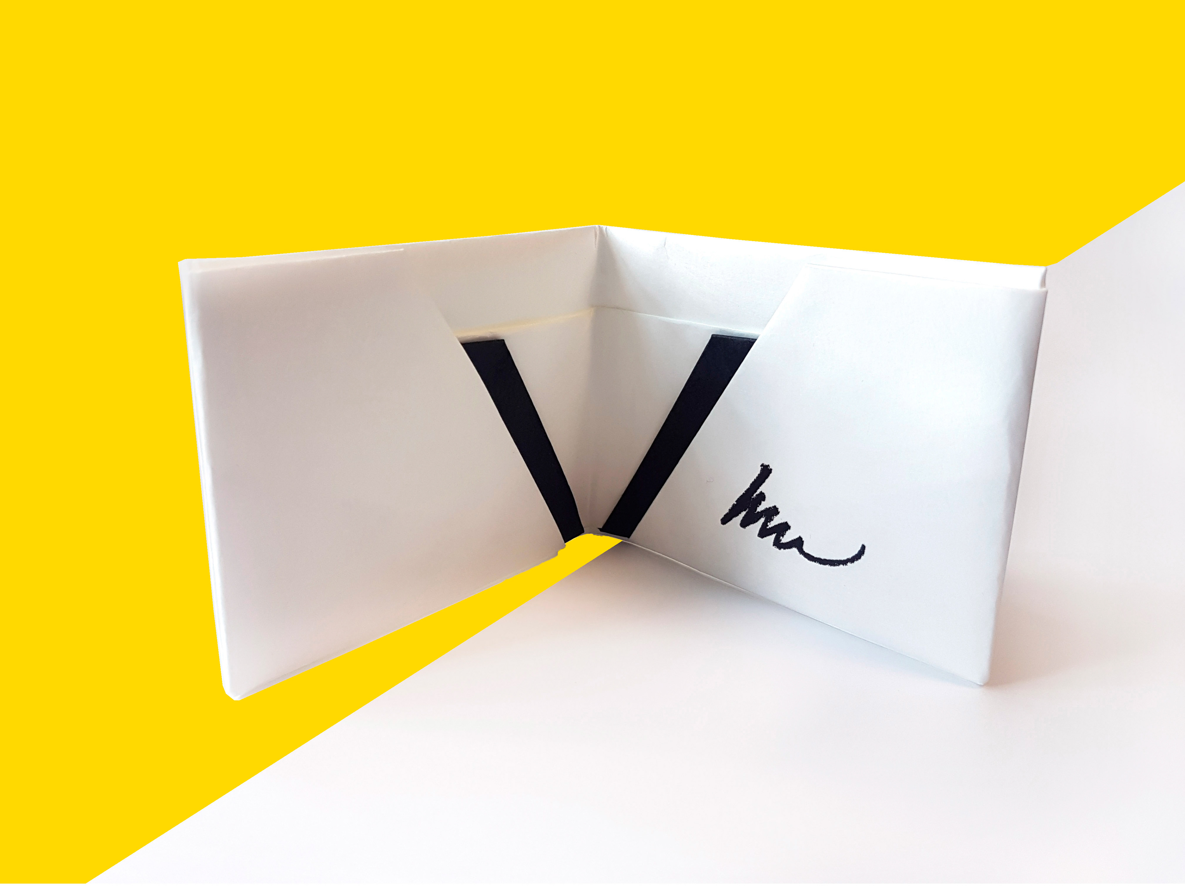 Personalizable wallet