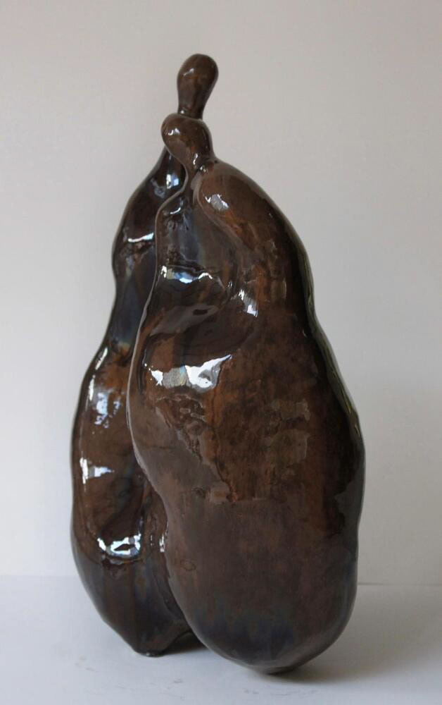 İrem Deniz, "Dissasiasyon", 14x22x32 cm Elle Şekillendirme, Şamotlu Kil, 1050 2025