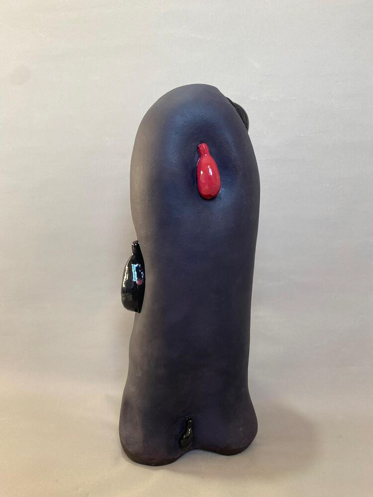 İrem Deniz, "Kaç Dissosiyatif Kişi?", 56x19x21 cm, Elle Şekillendirme, Şamotlu Kil, 10502025