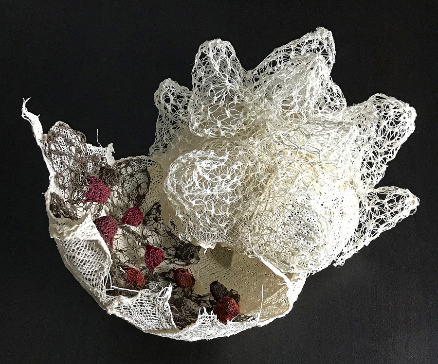 Meltem Ok, Uyanış / rebirth, 30x25x10 cm, Tığ İşi, Özgün Teknik / crochet, Own Technique, 2022