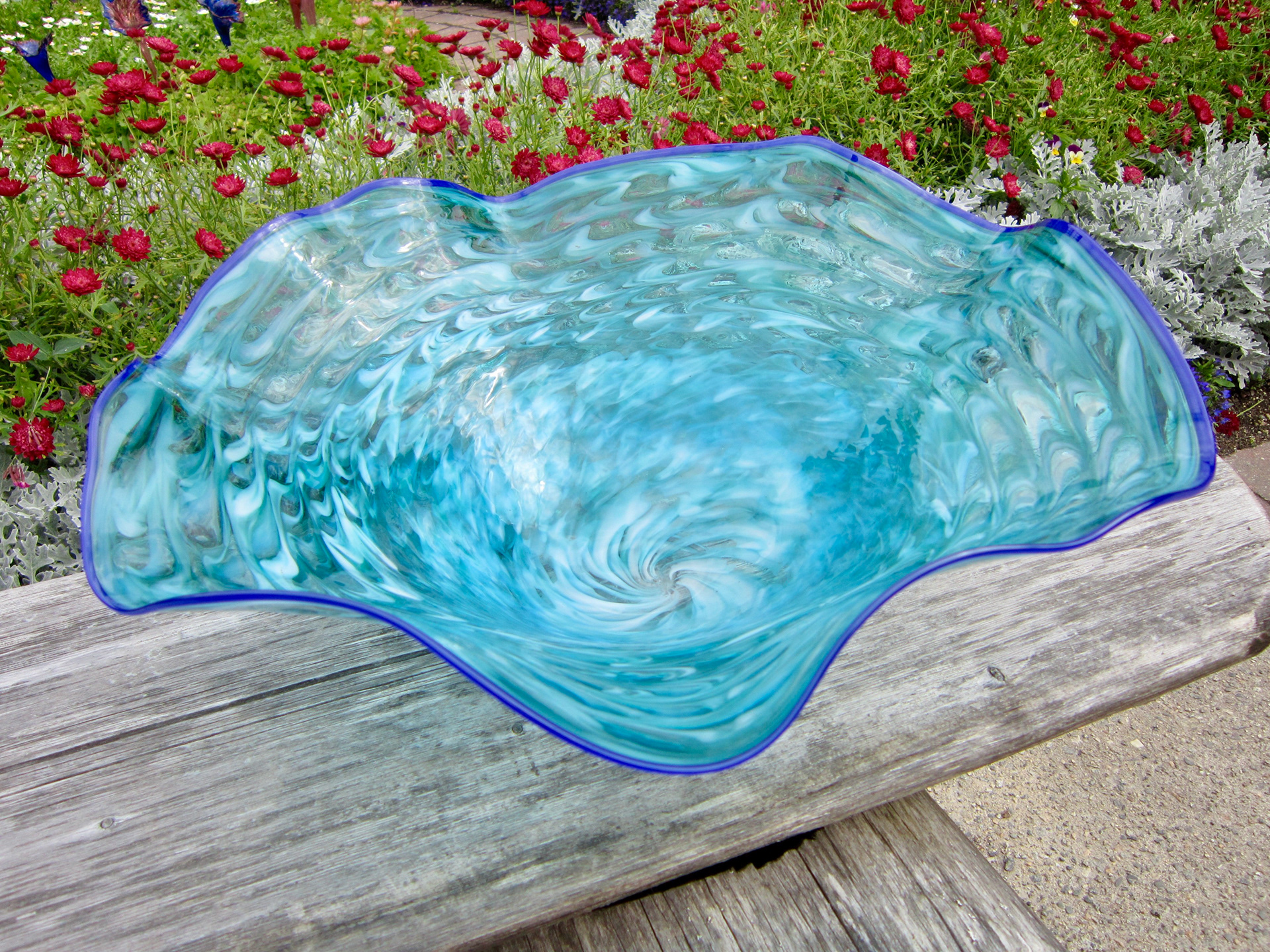 Ruffled Bowl
