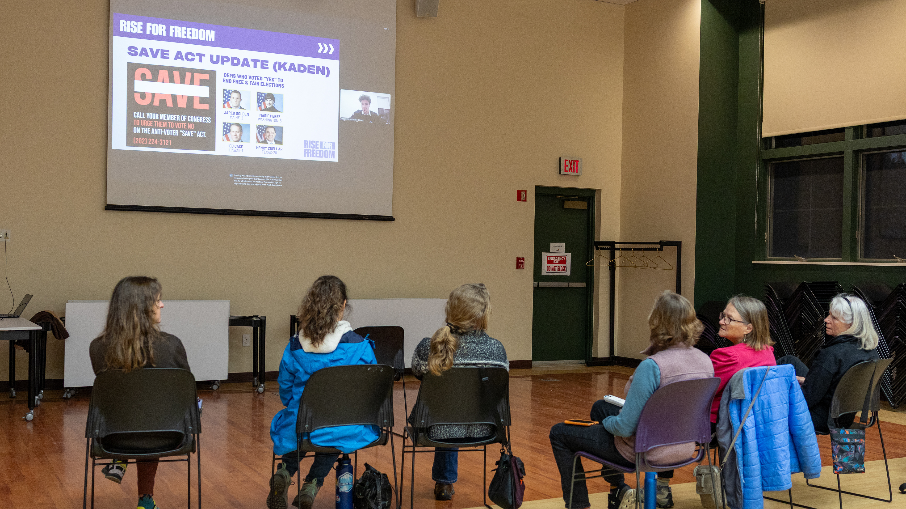 Members of the New River Valley gather at the Blacksburg Library to learn how to organize a protest. (Jackie Mitchell/JMC 4114)