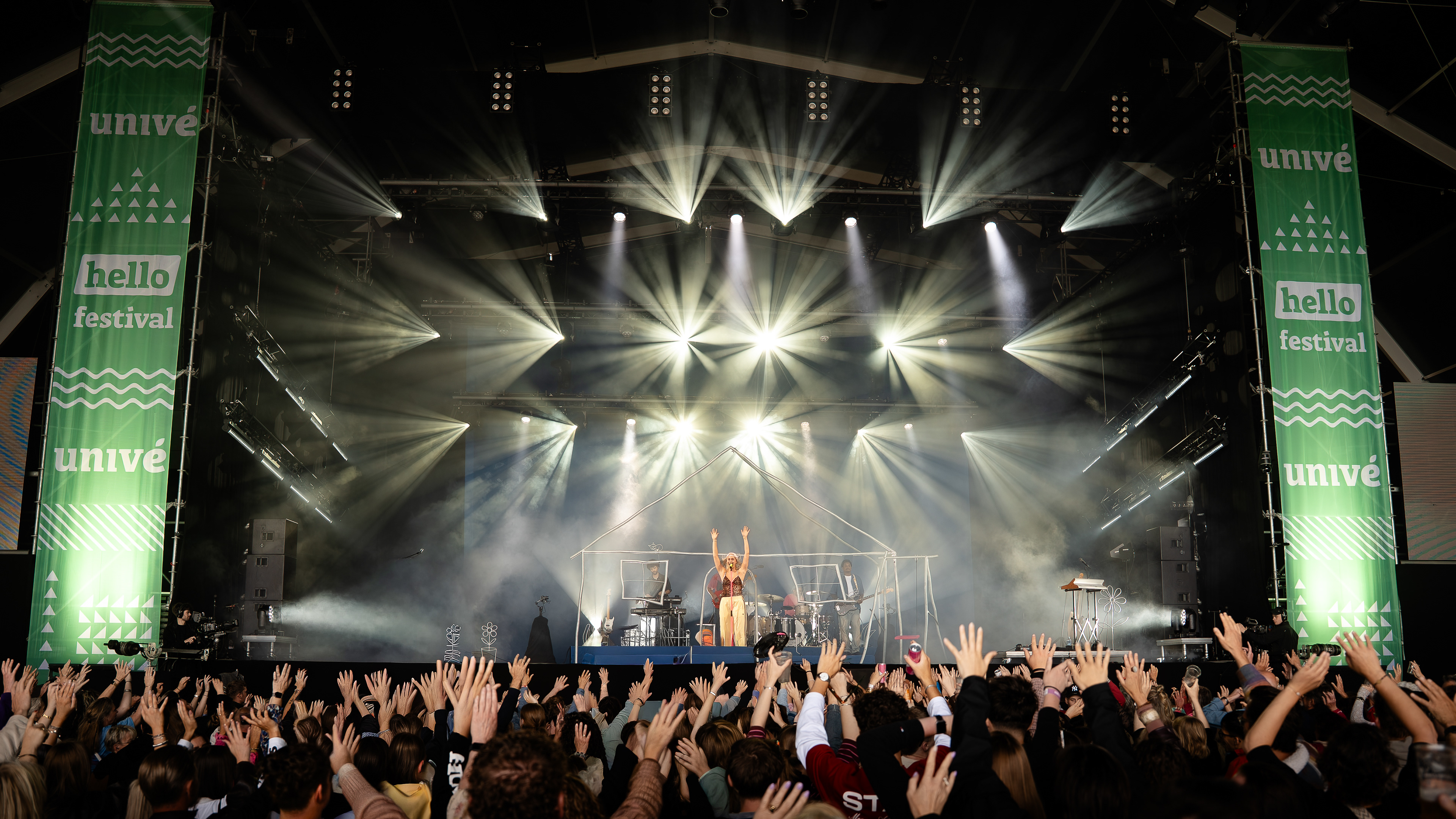 bente hello festival