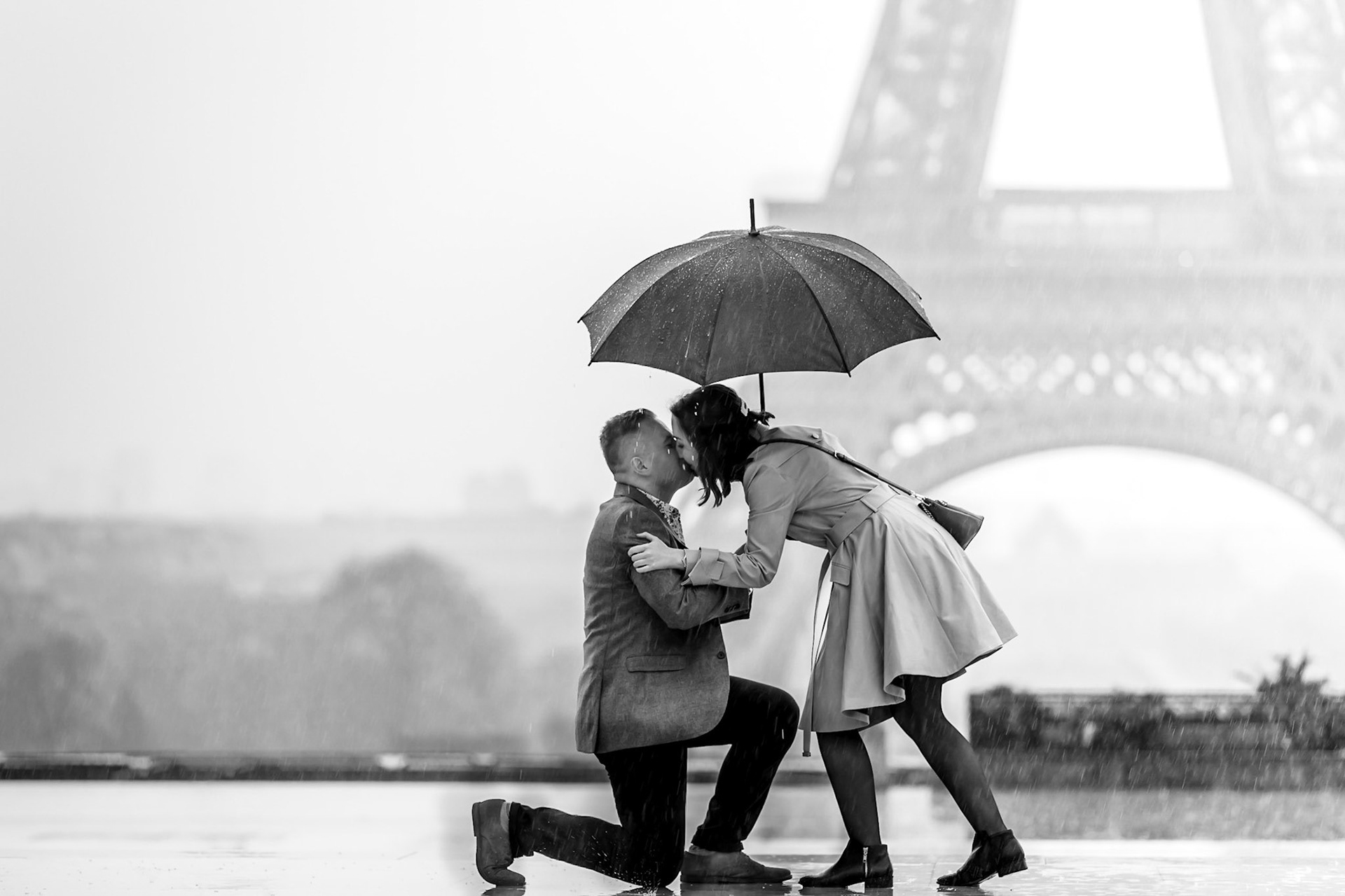 Romance in the rain - Eiffel Tower, Trocadero, Paris