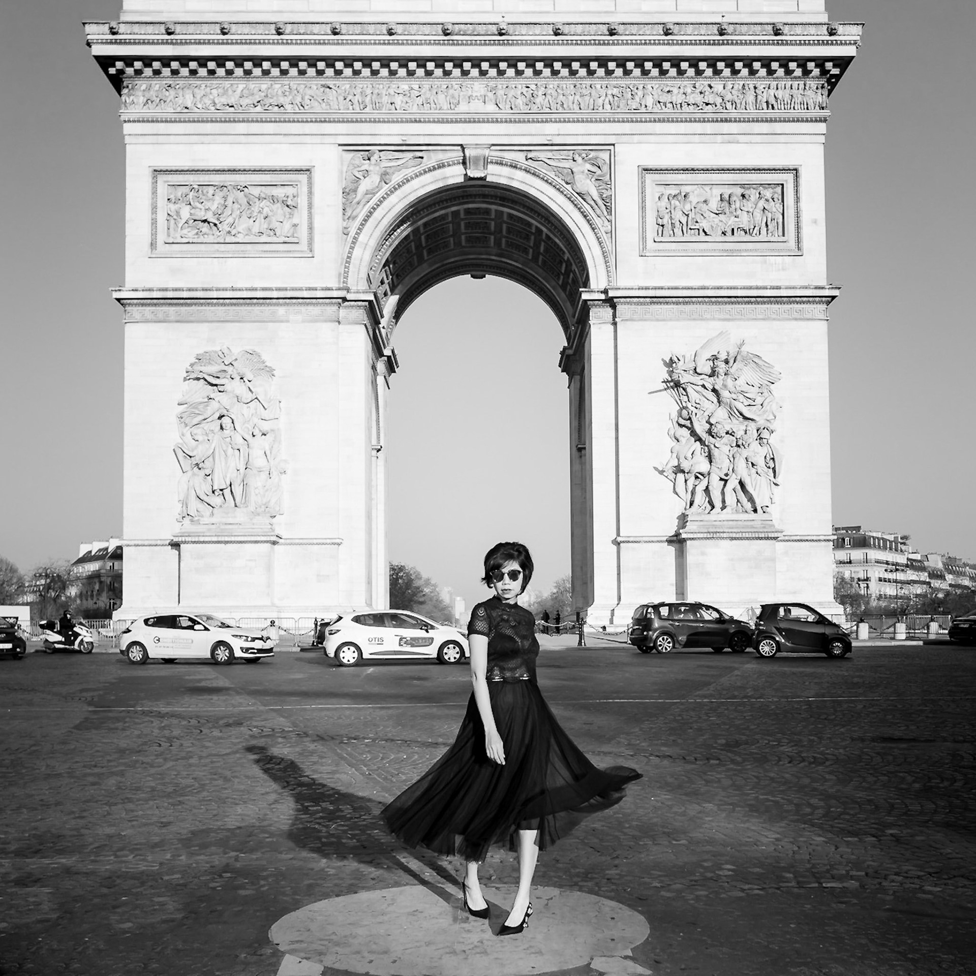 Backpacking in Europe - Paris Leg!! Photographic memories - Arc de Triomphe, Paris, France.