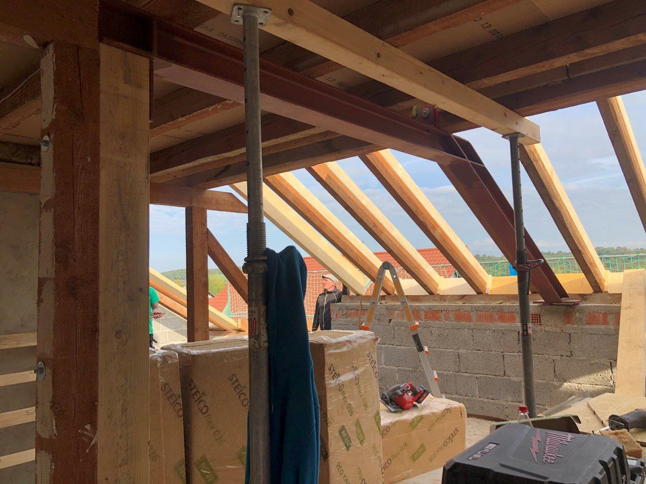 Blick in Richtung Dachbalkon