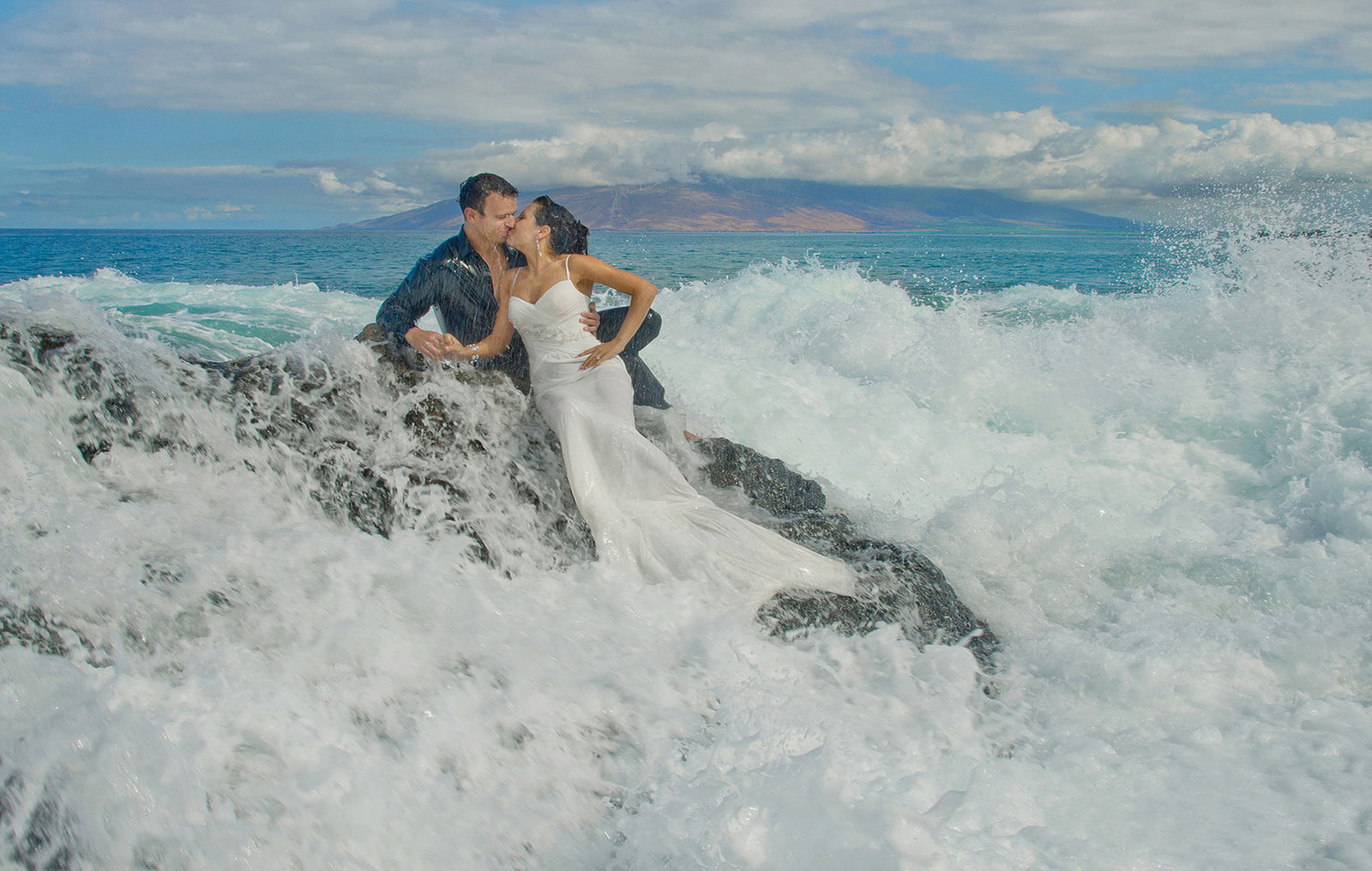 HONOLULU PHOTOGRAPHERS FOR RELAXED PHOTO SESSIONS