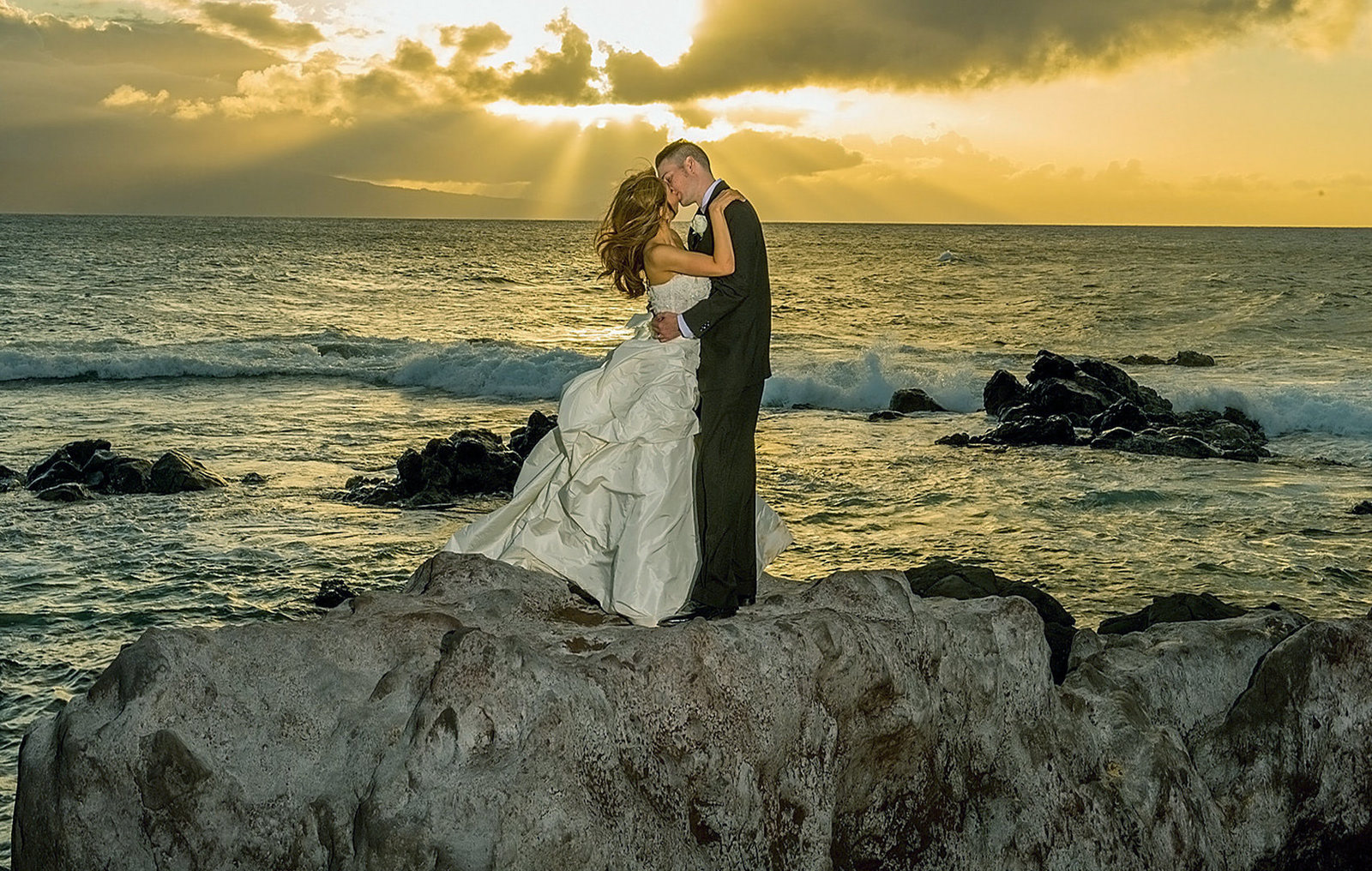 HONOLULU PHOTOGRAPHERS FOR AUTHENTIC ISLAND MOMENTS