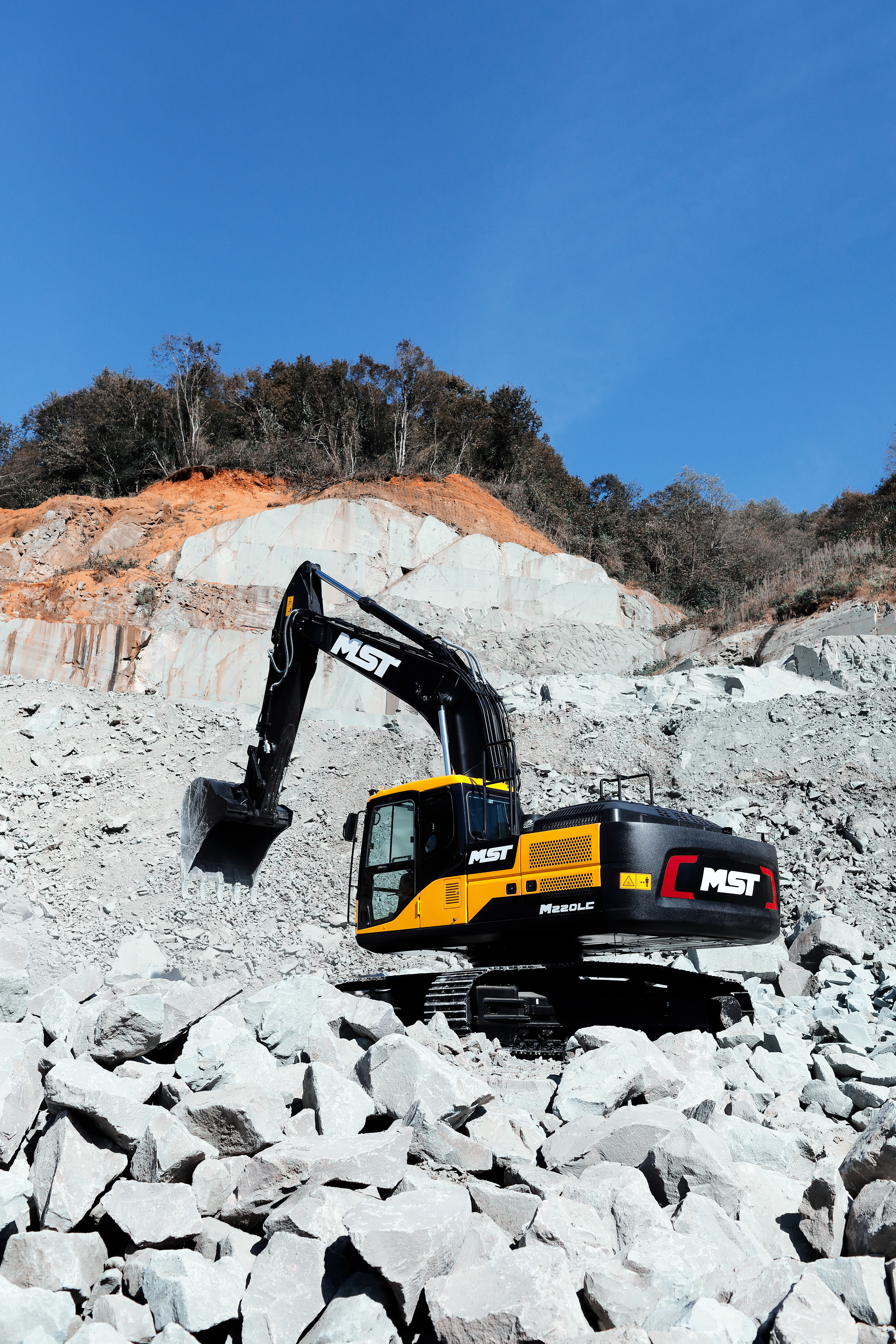 MST EXCALAVATOR SAHA FOTOĞRAF ÇEKİMİ