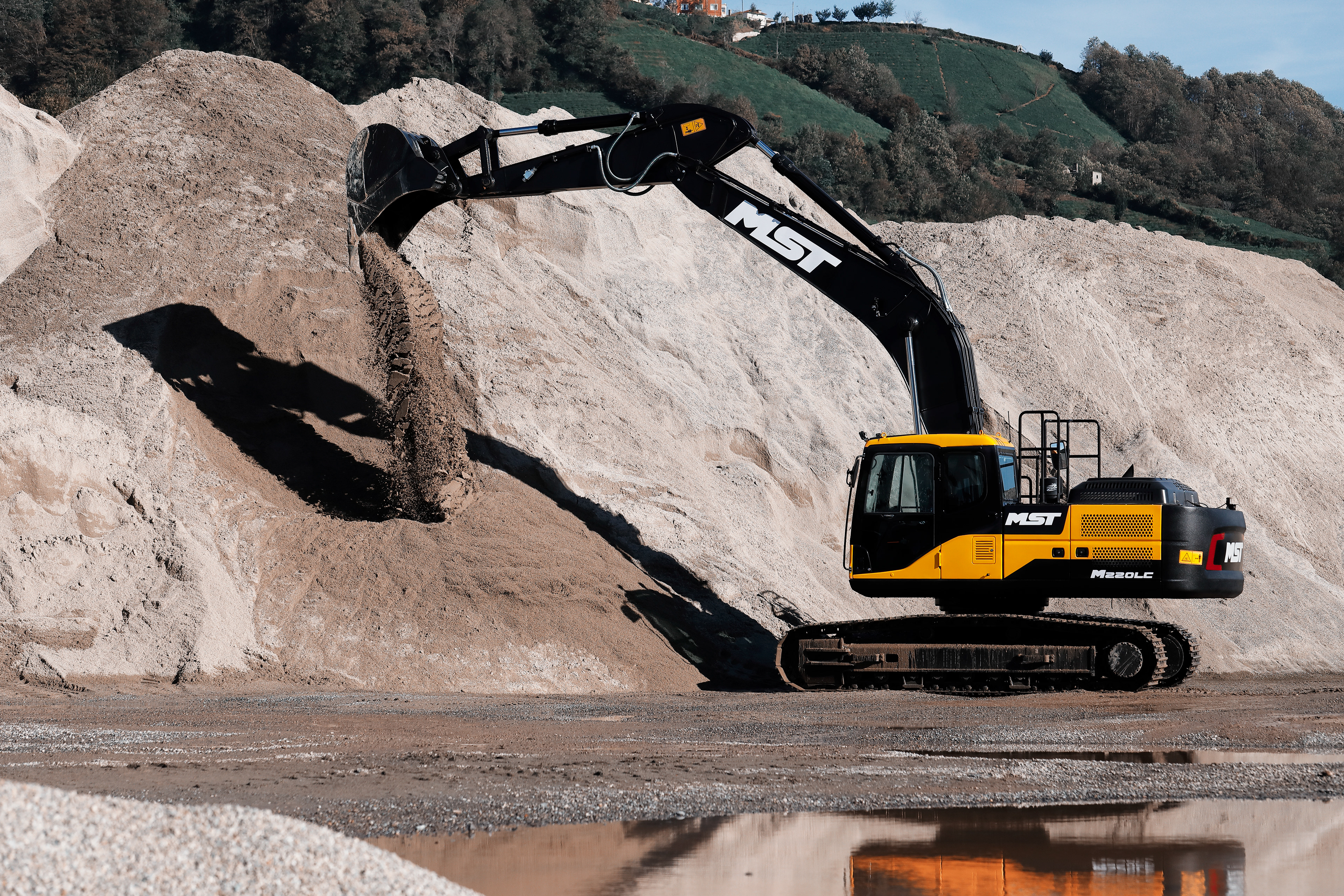 MST EXCALAVATOR SAHA FOTOĞRAF ÇEKİMİ