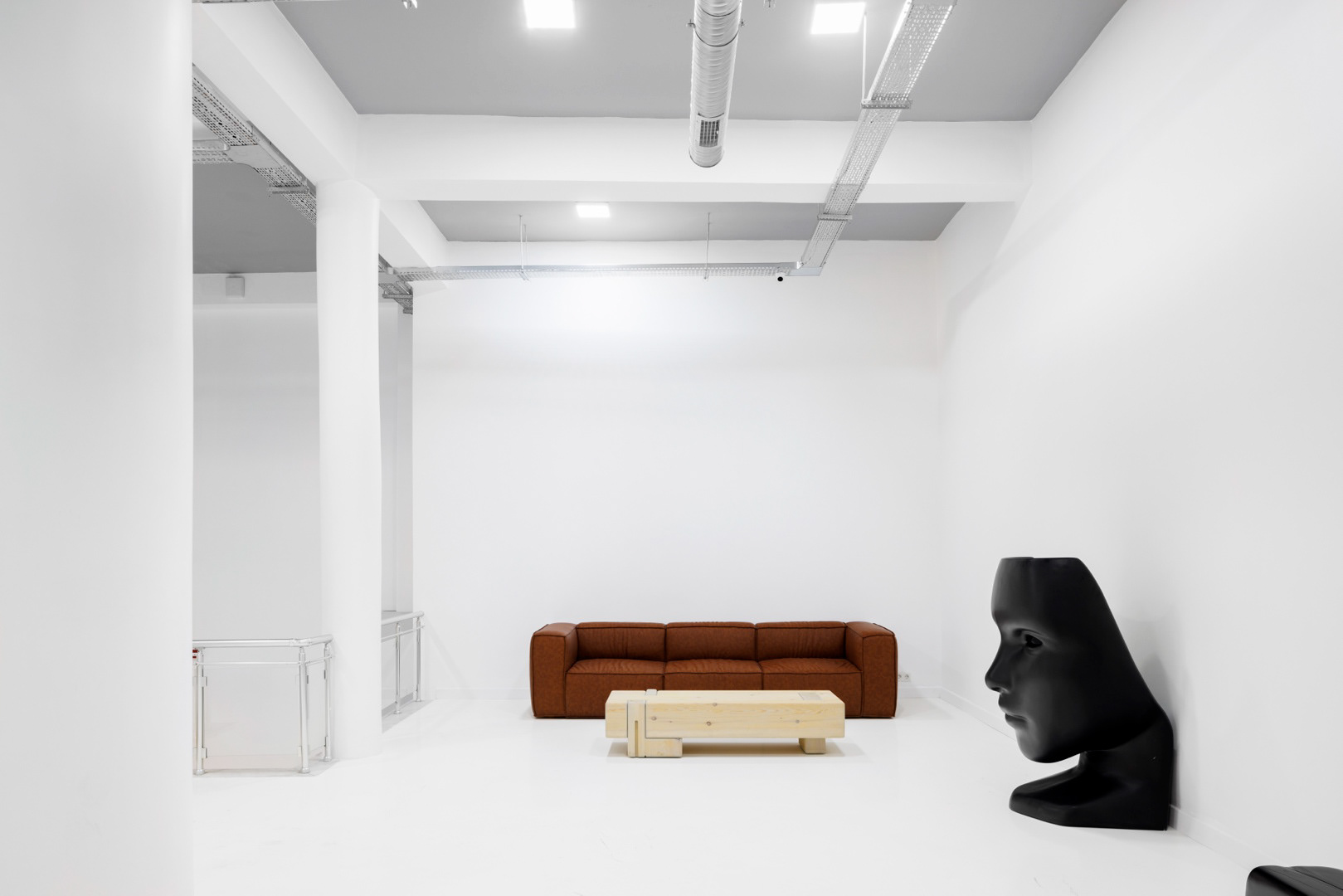 HOUSE OF PERMORMANCE