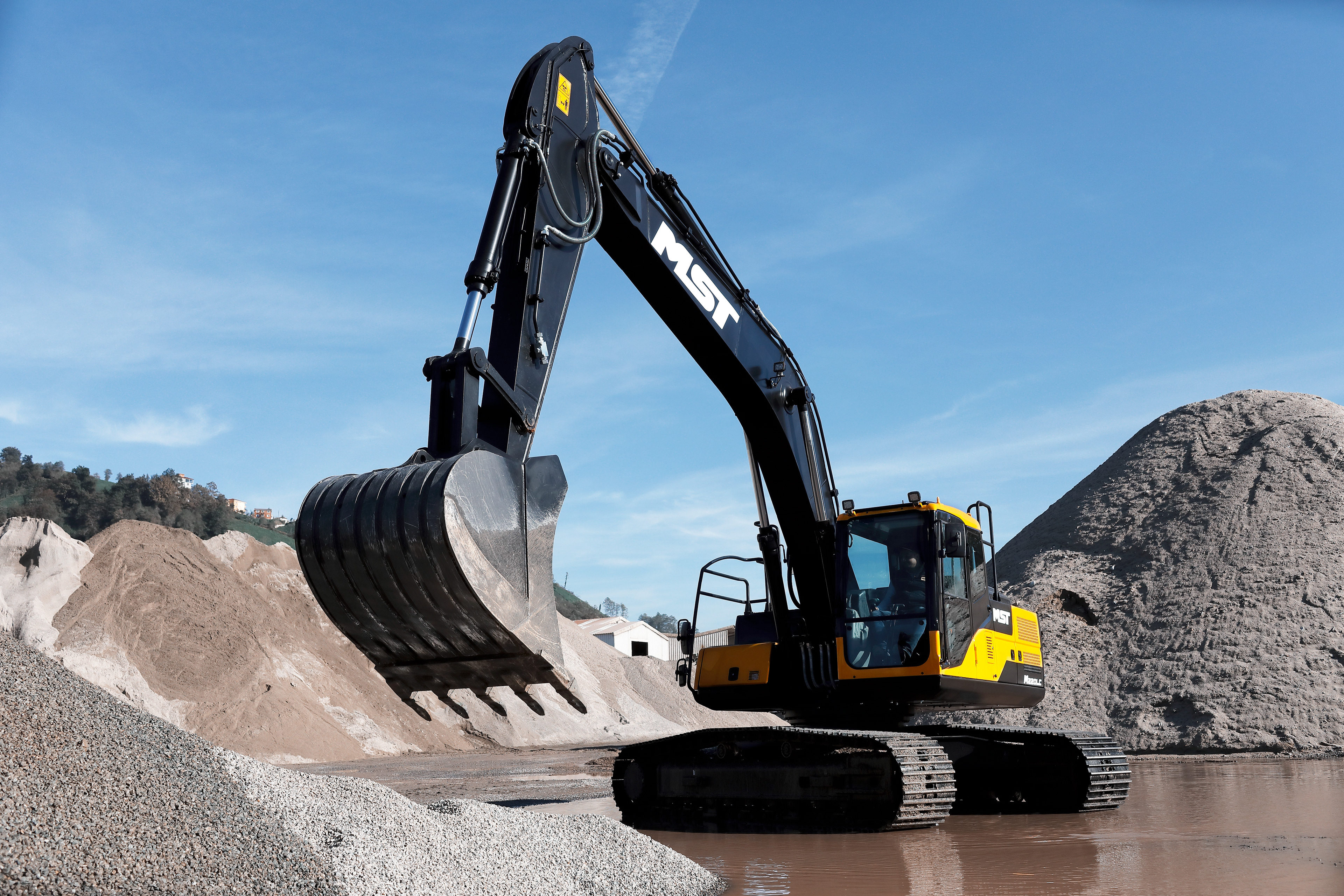 MST EXCALAVATOR SAHA FOTOĞRAF ÇEKİMİ