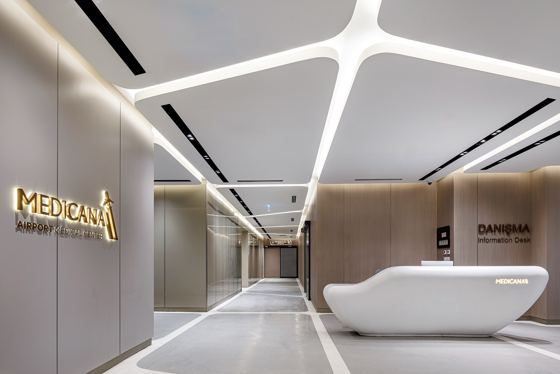 MEDICANA AIRPORT MEDICAL CENTER