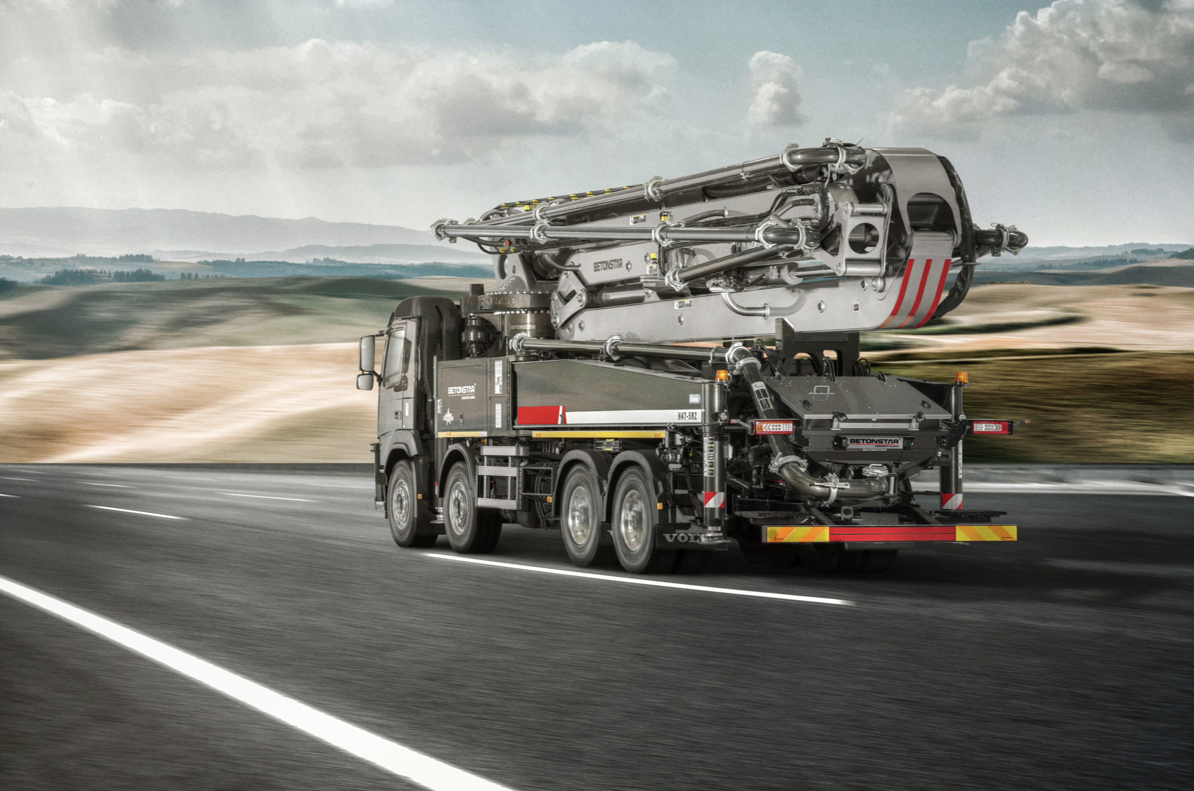 BETONSTAR POMPA KAMYONU FOTOĞRAF ÇEKİMİ