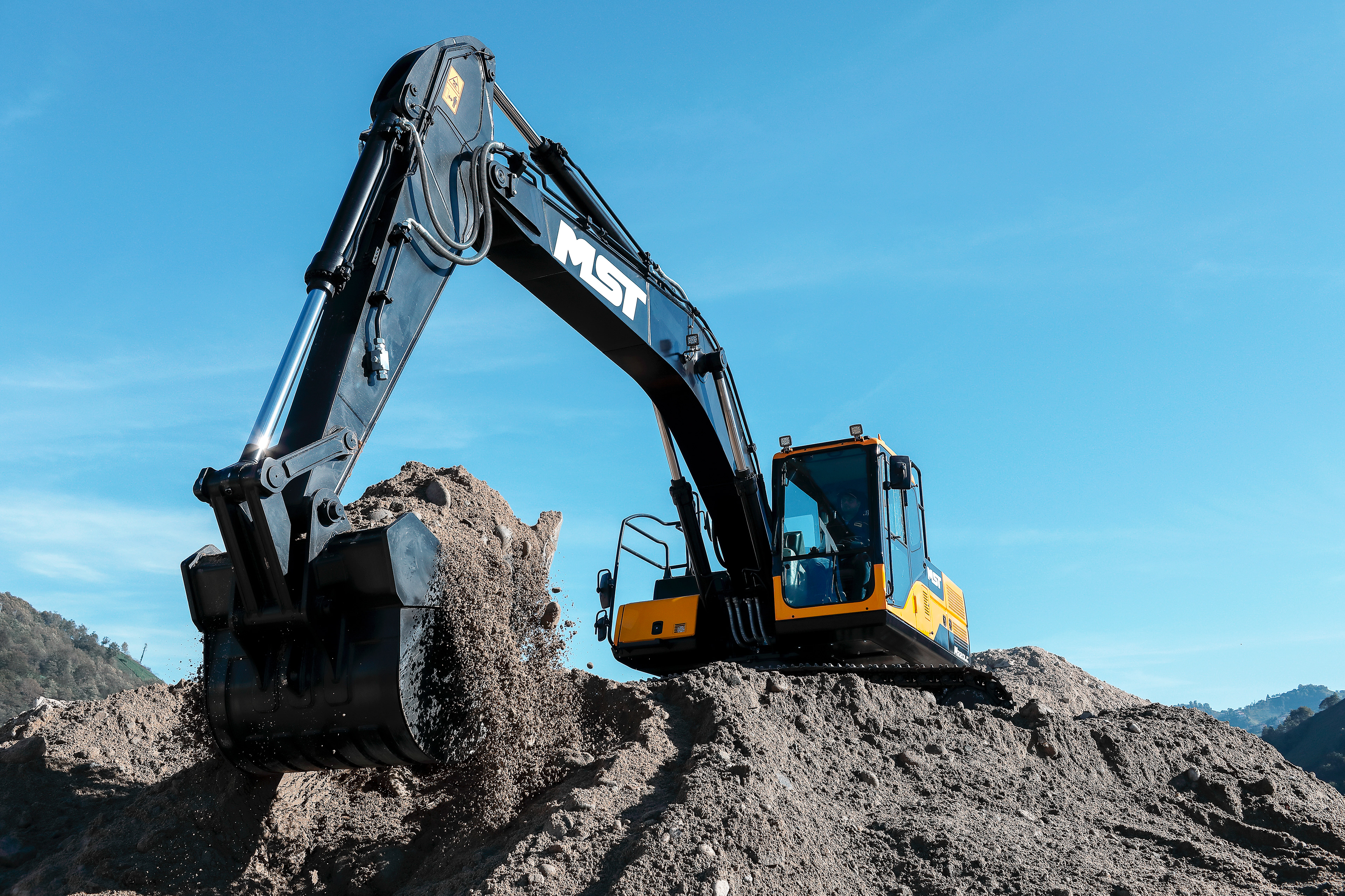 MST EXCALAVATOR SAHA FOTOĞRAF ÇEKİMİ