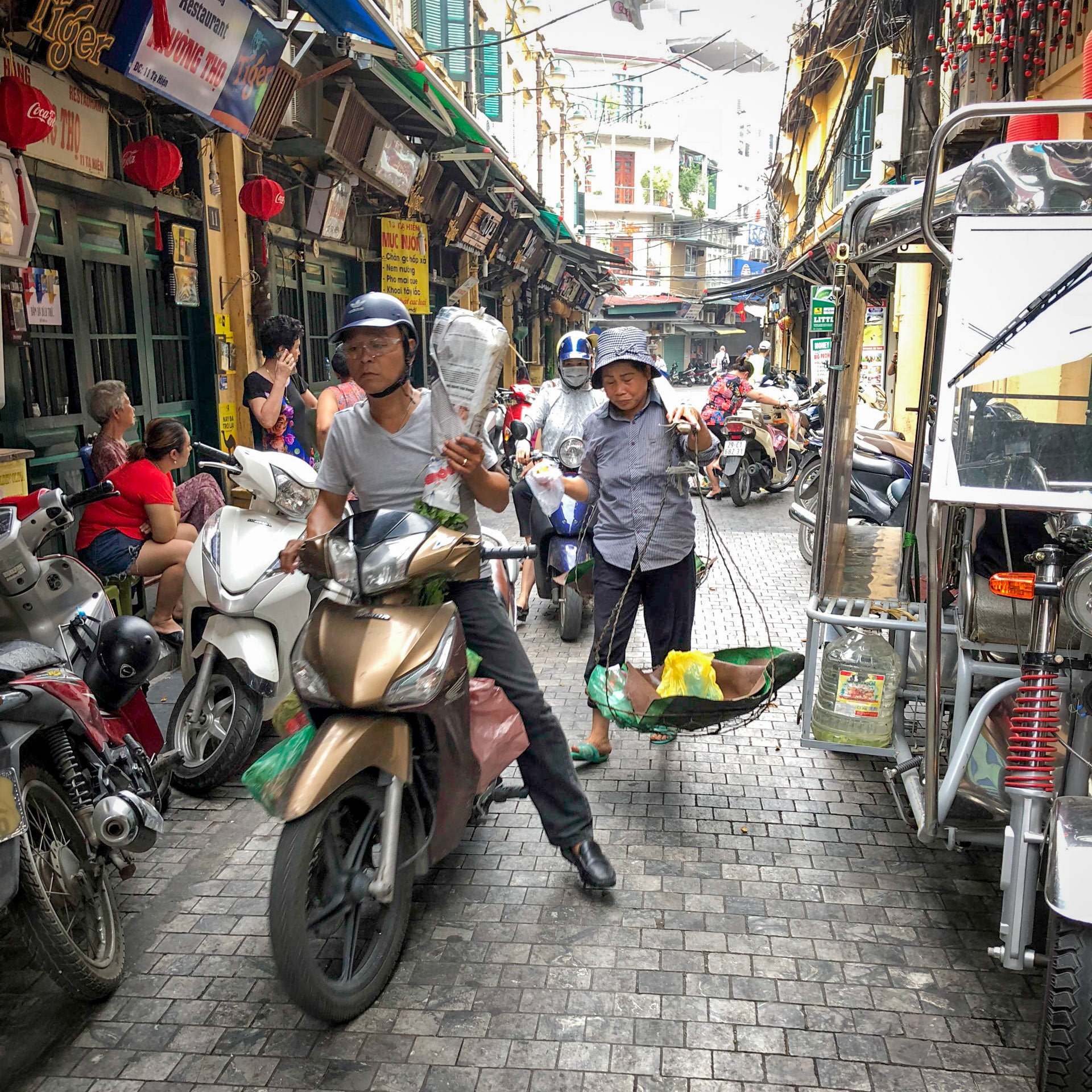 Ha Noi Streets VI, Việt Nam