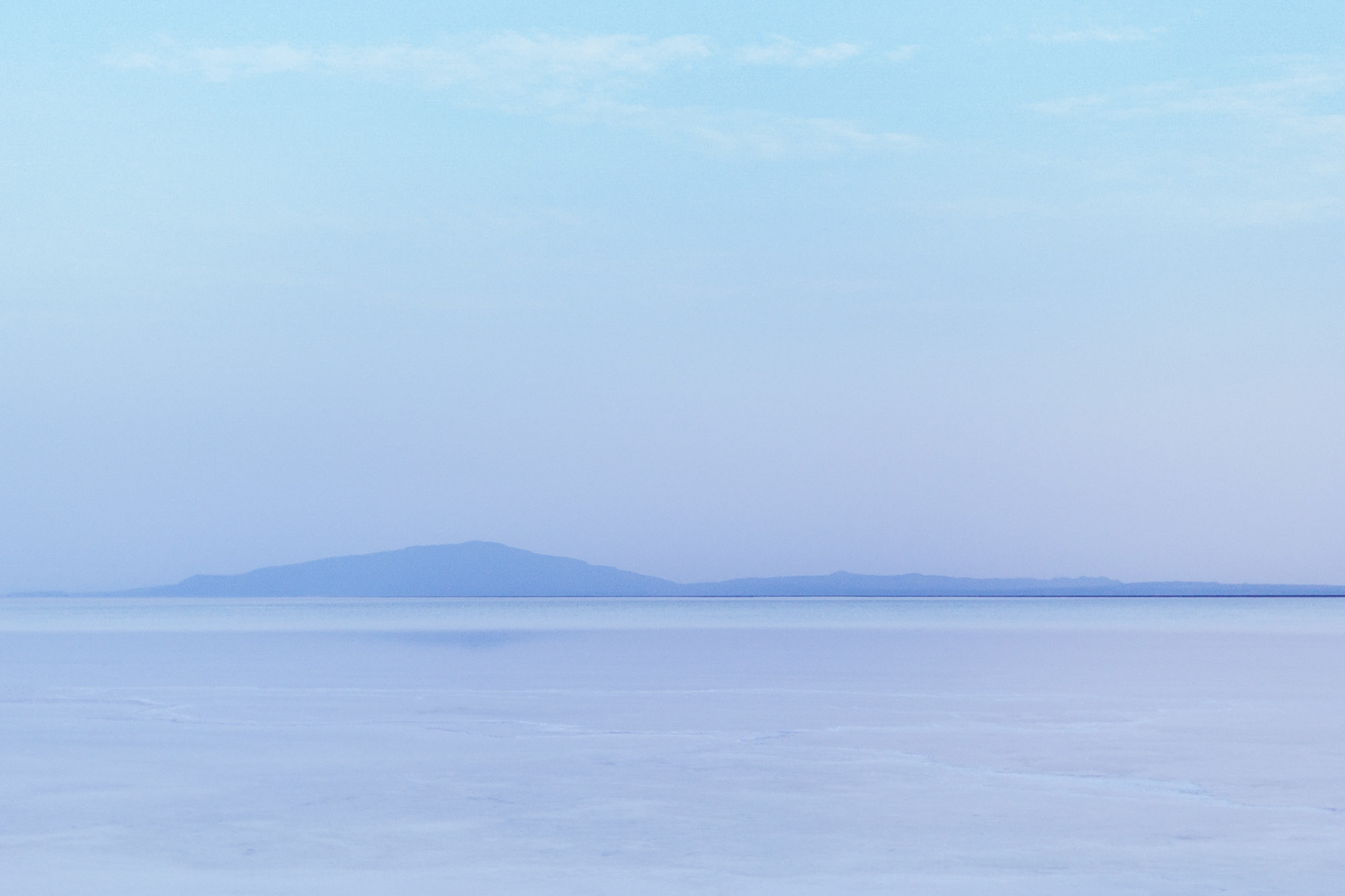 At 1200 square km, the Lake Asale Salt Pan is the world’s second-largest. It is also at –130m in elevation.