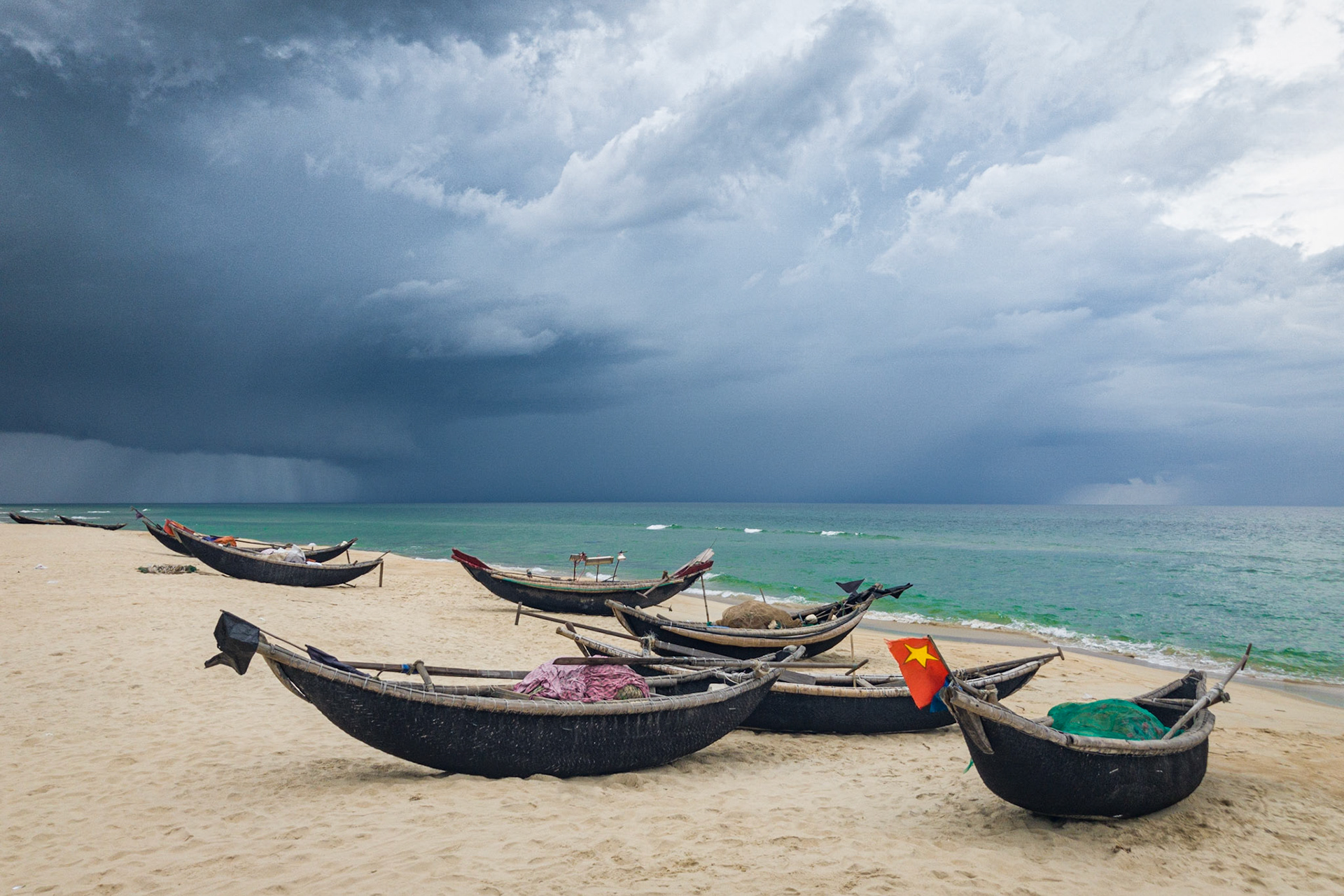 Afternoon Rain, Thun An, Việt Nam